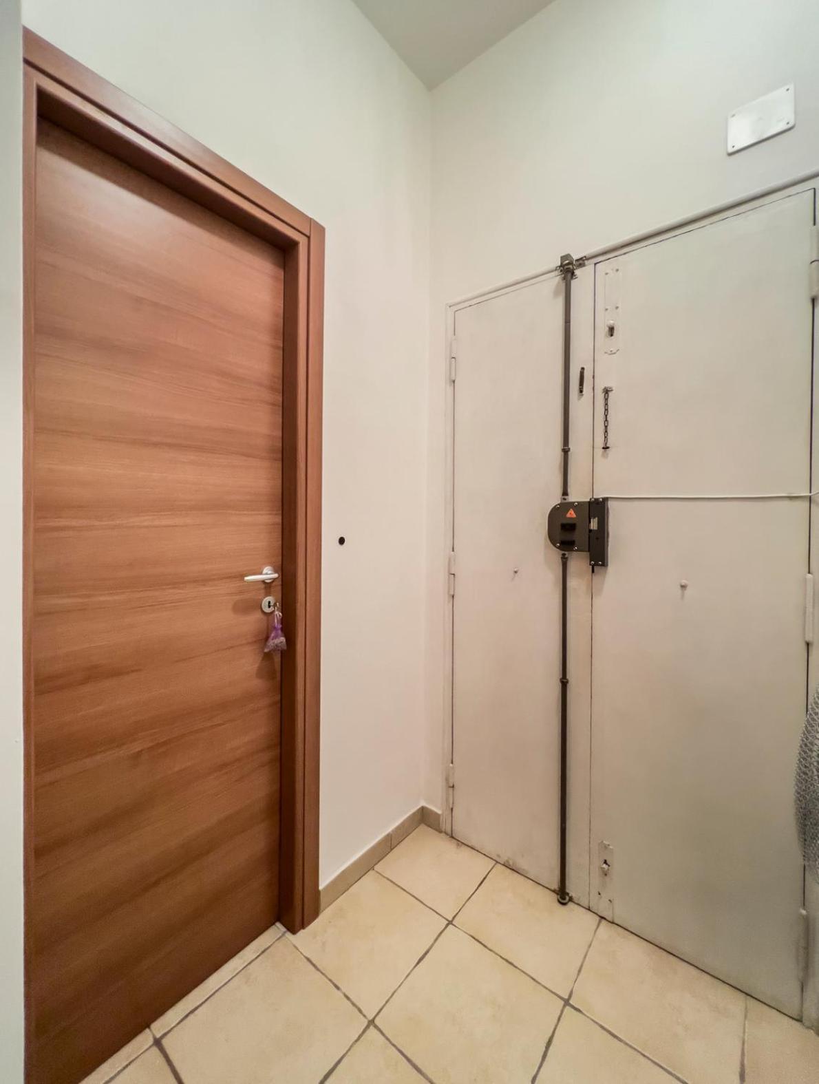 Apartment Spacious Near St Peter's Church