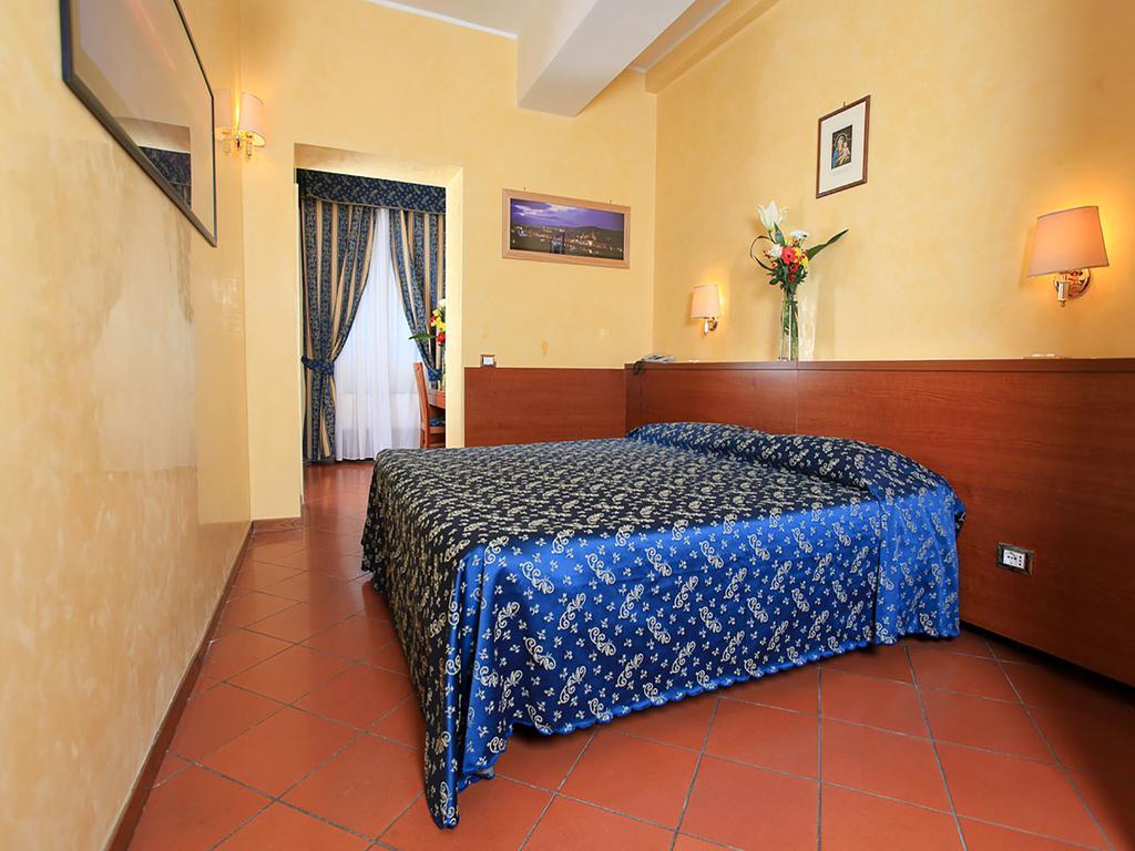 Casa Di Santa Francesca Romana A Ponte Rotto Guest house