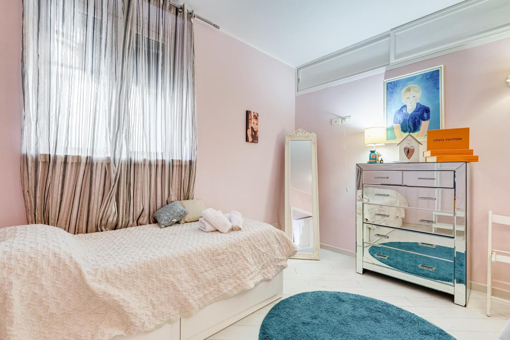 L&l Cozy 2-bdr In San Giovanni District * Rome
