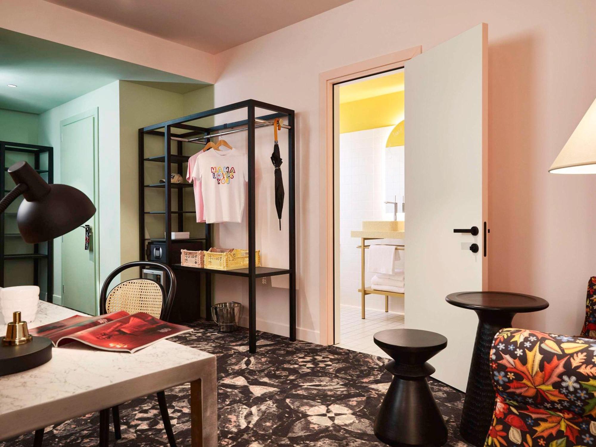 Hotel Mama Shelter 4*