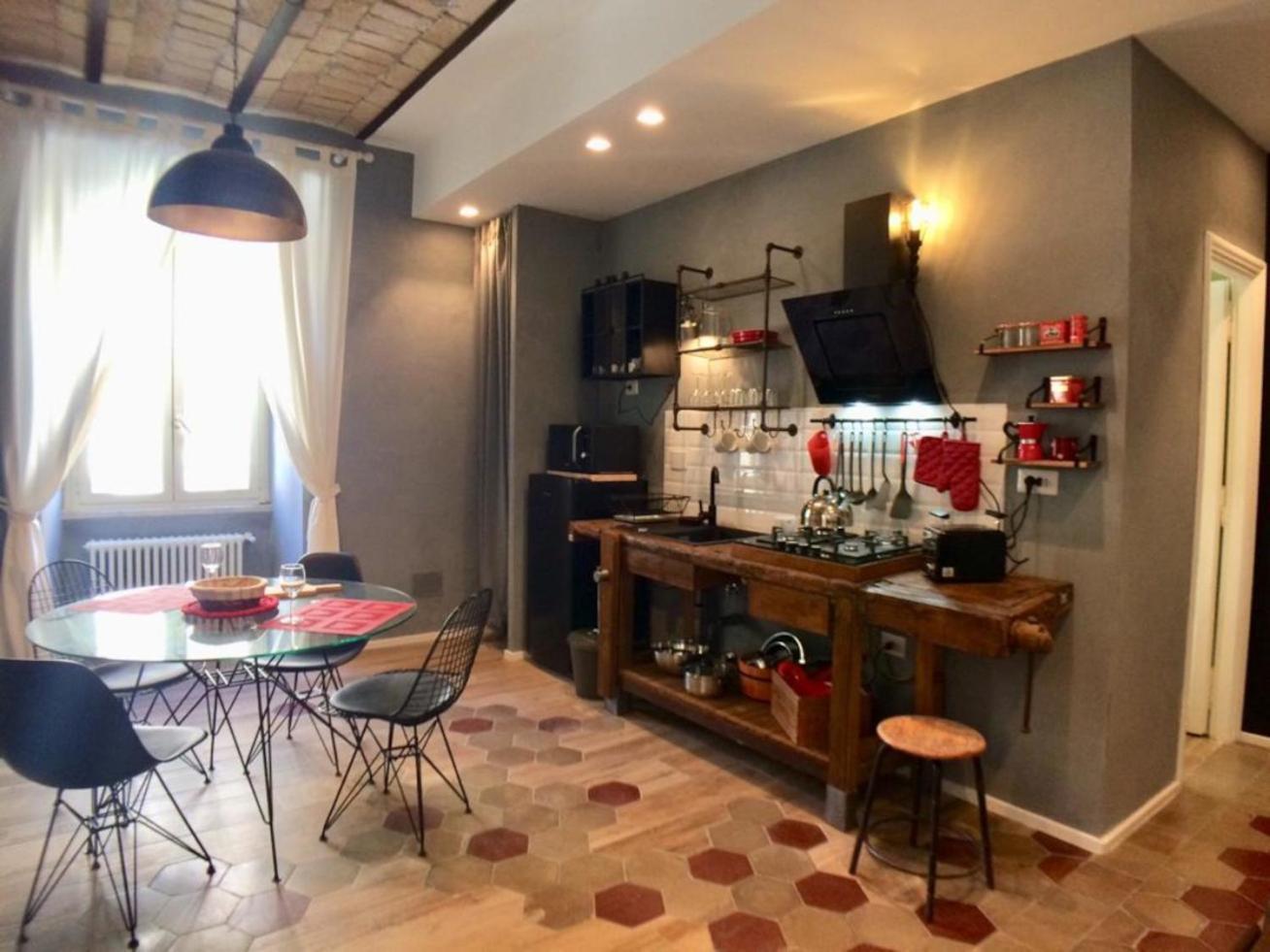 Testaccio - Volta 45 2+2 Appartamento