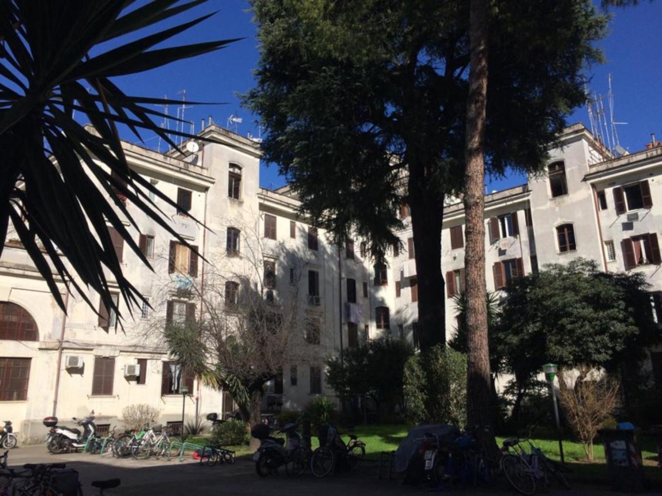 Testaccio - Volta 45 2+2 *
