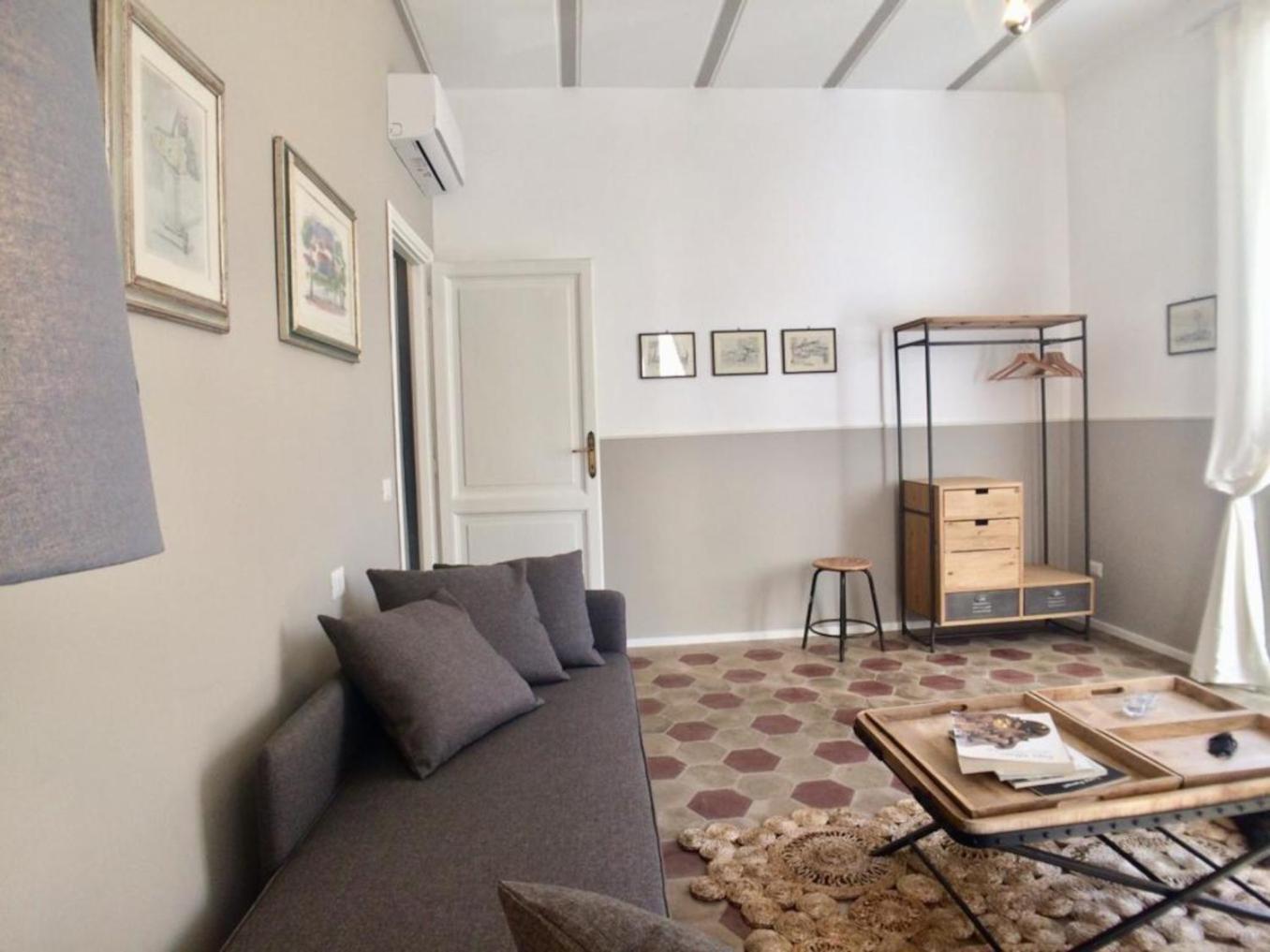 Testaccio - Volta 45 2+2 *