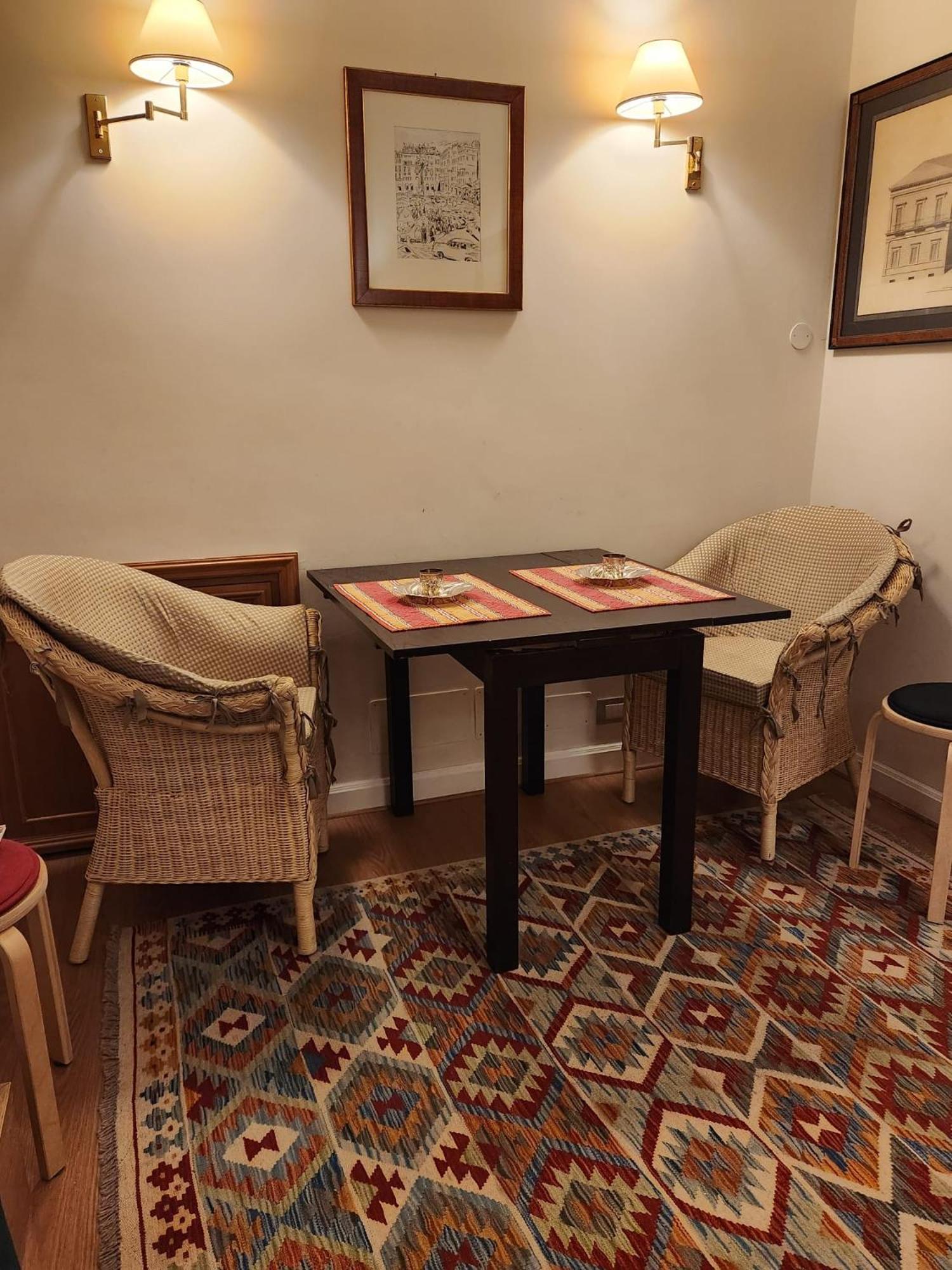 Apartment Borghese 42 Rome