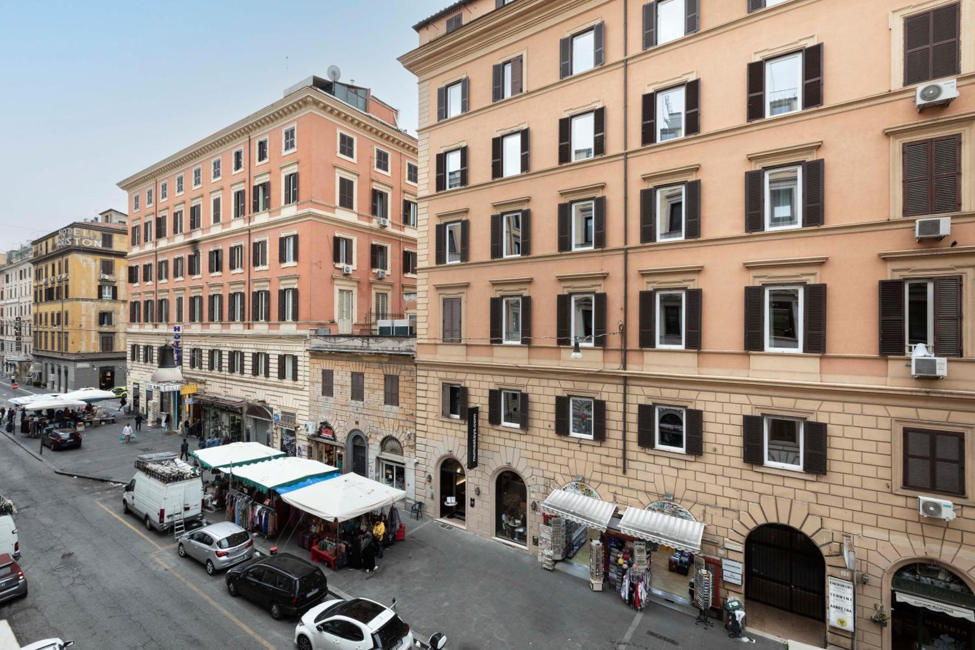 Aparthotel Numa Linea Roma