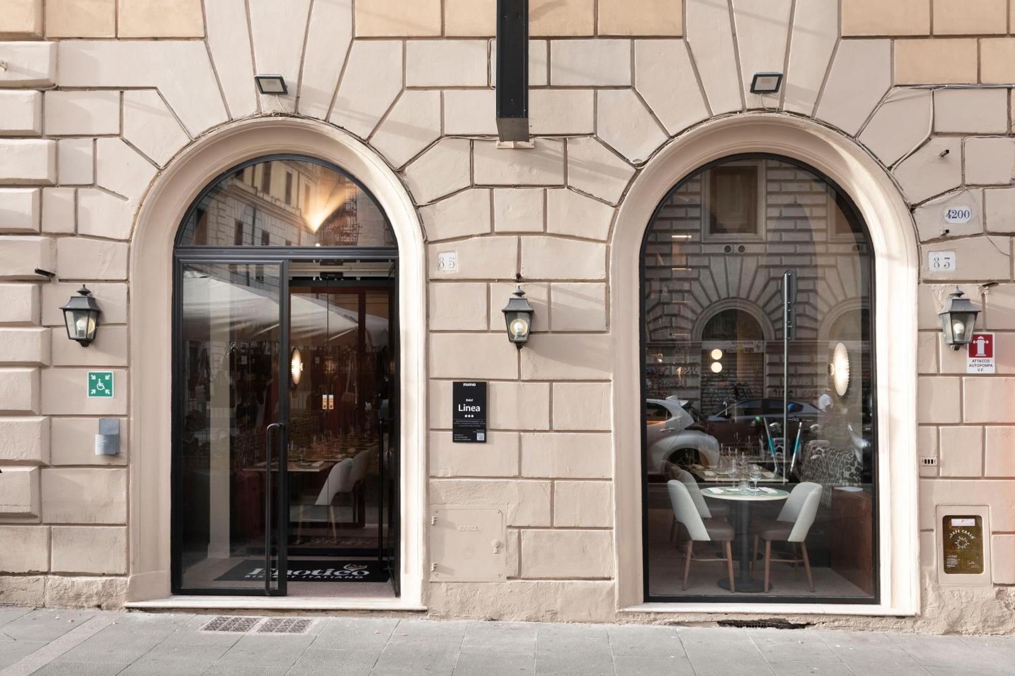 Numa Linea Aparthotel 3*