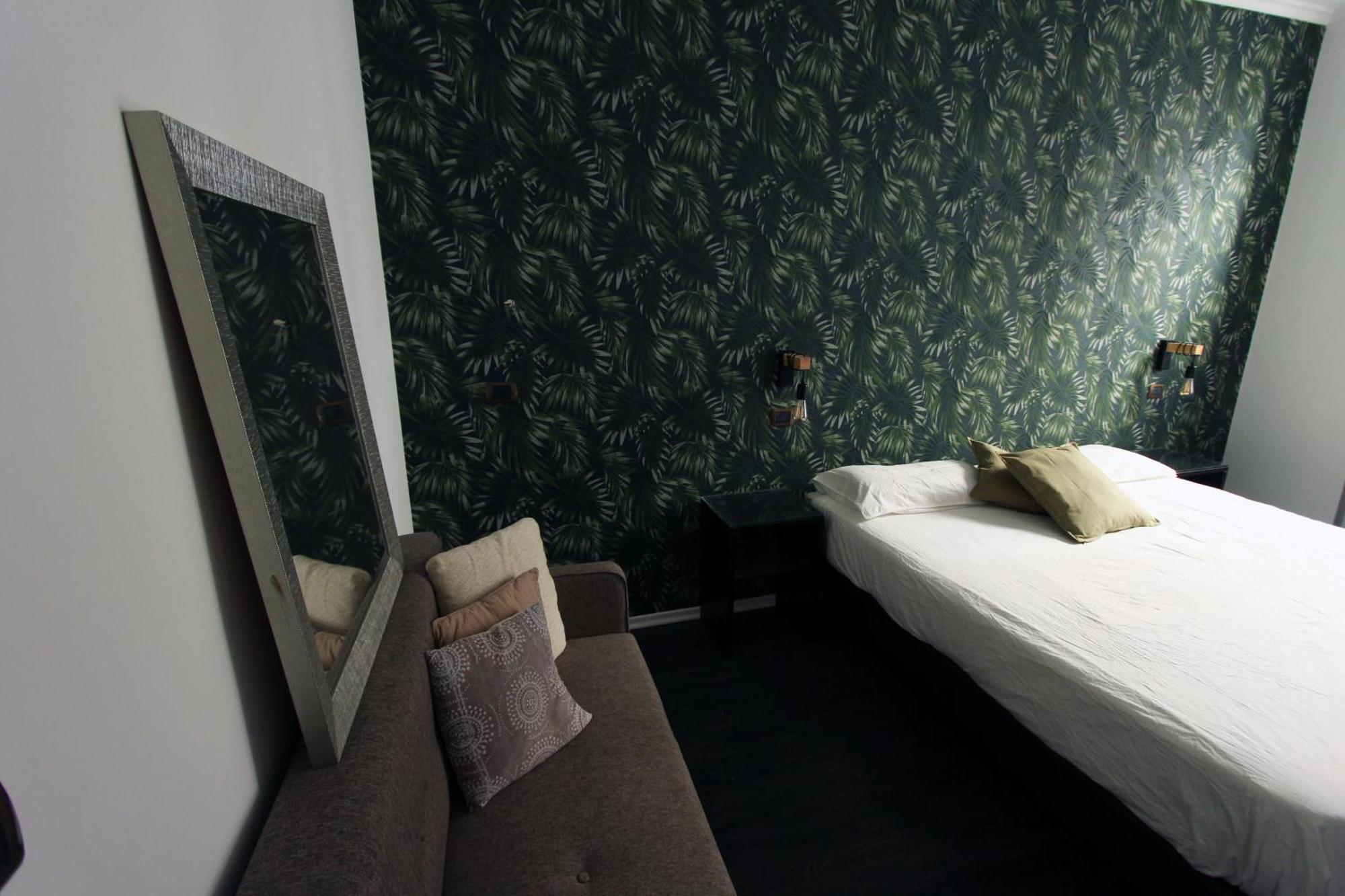 Avignonesi Flat * Rome