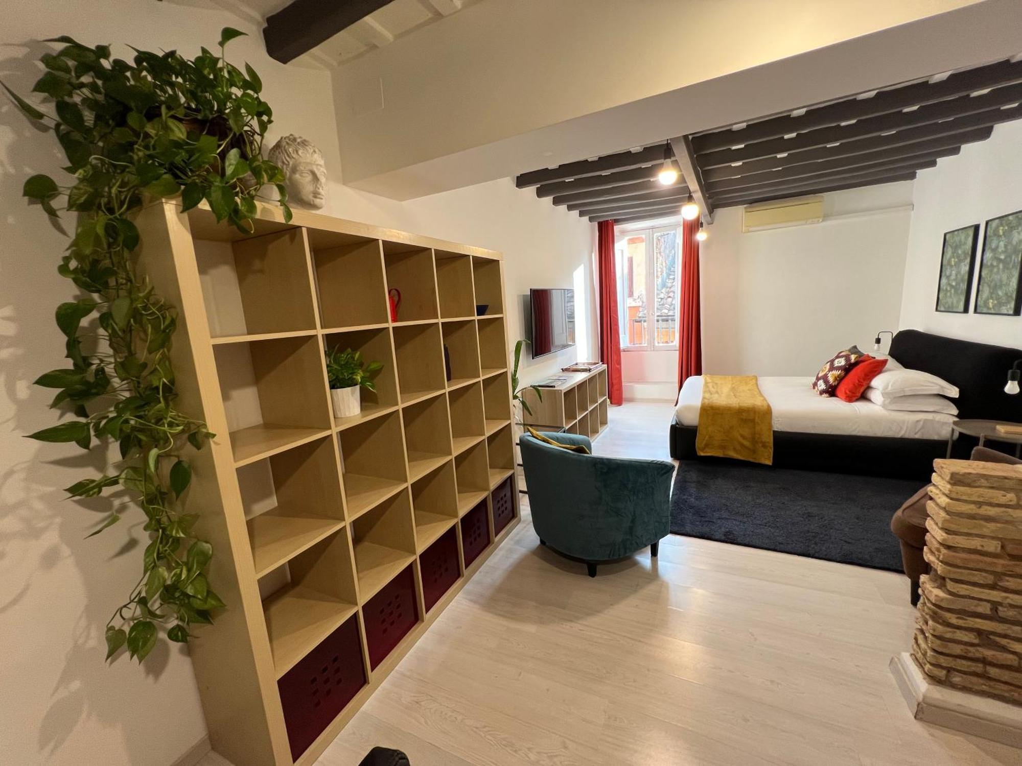 Charming Navona Guest house