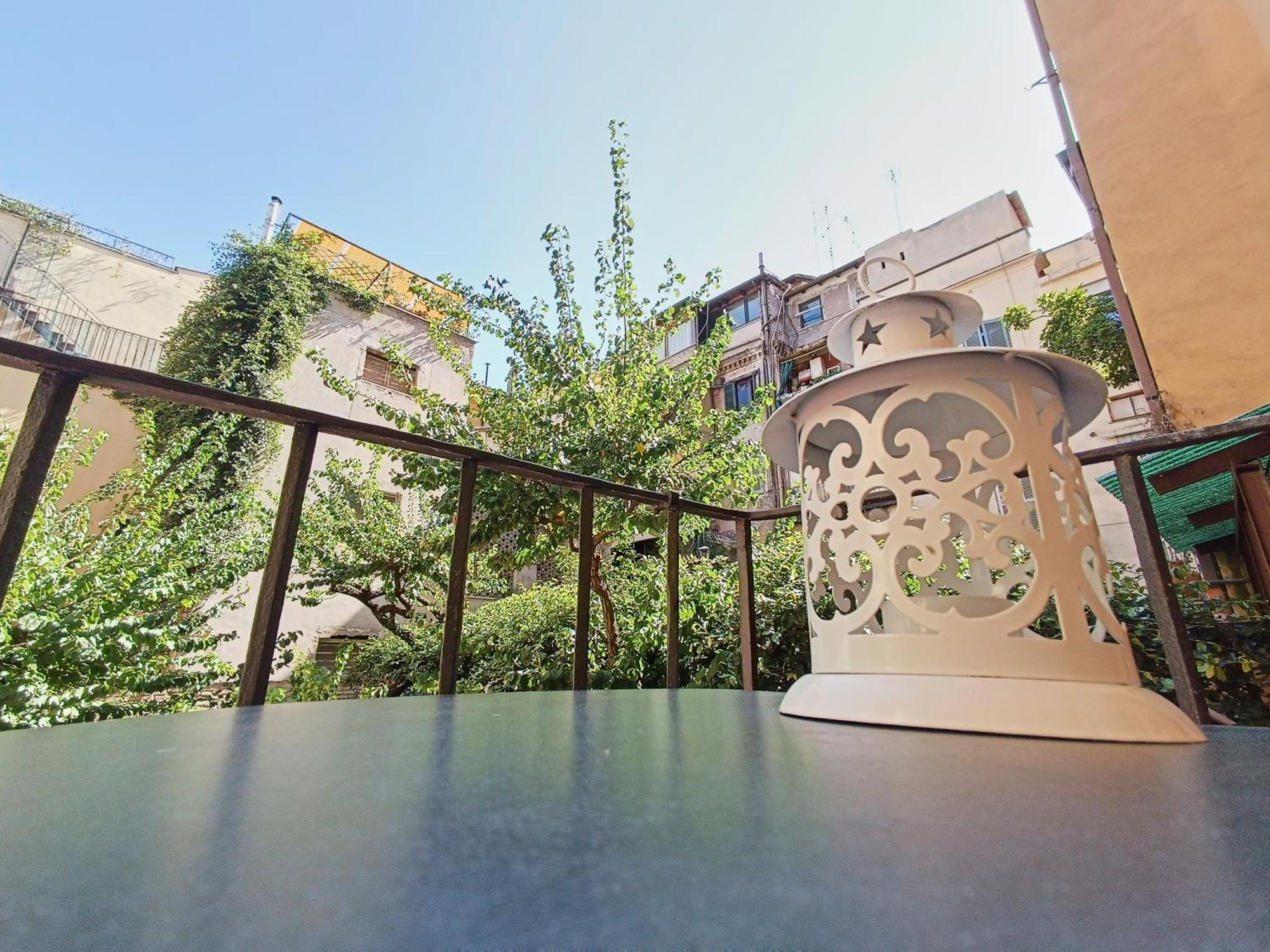 Mini Con Balcone A Piazza Del Popolo Appartement Rome