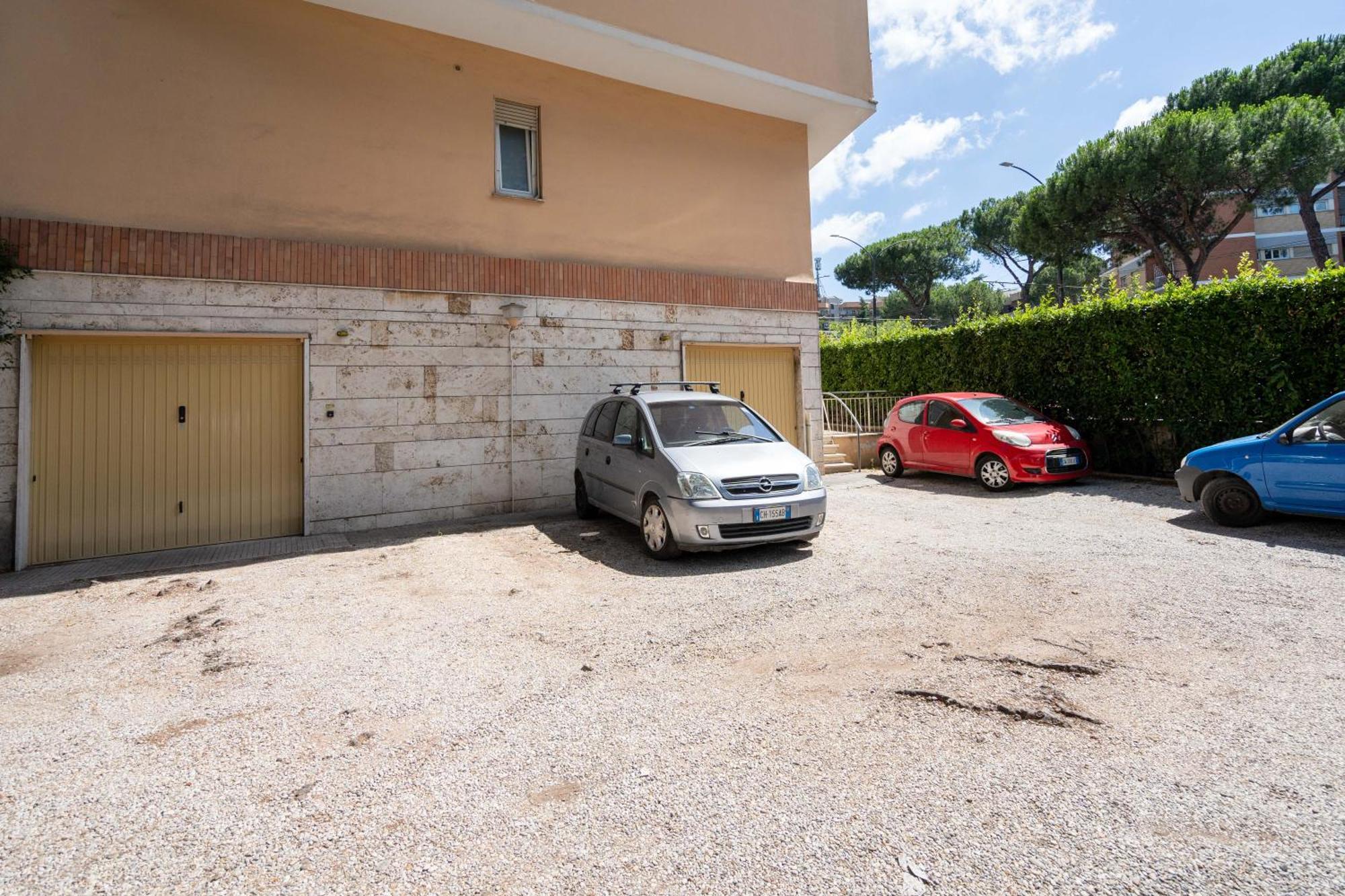 Apartment {free Parking} Wi-fi - Netflix & A/c *