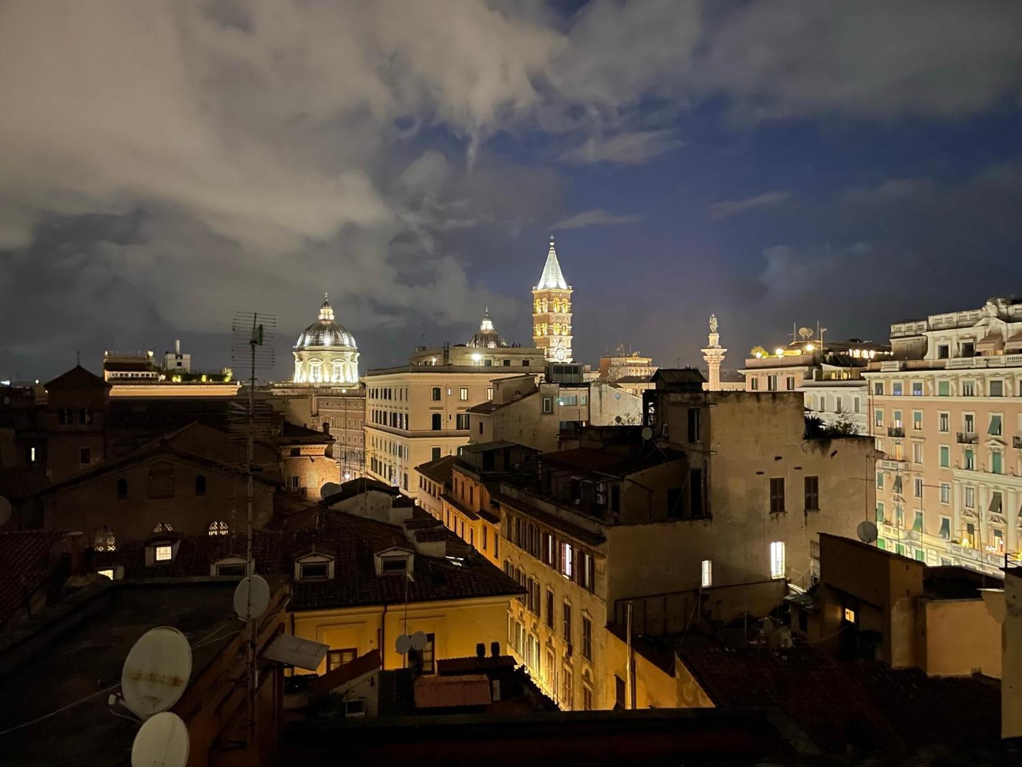 - Antique With Private Terrace Apartamento