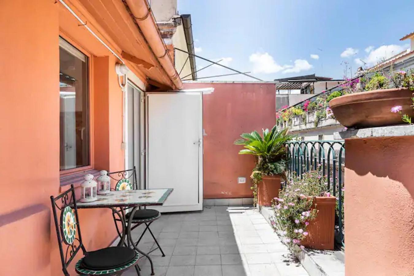 Apartment Terrazzo Frattina Rome