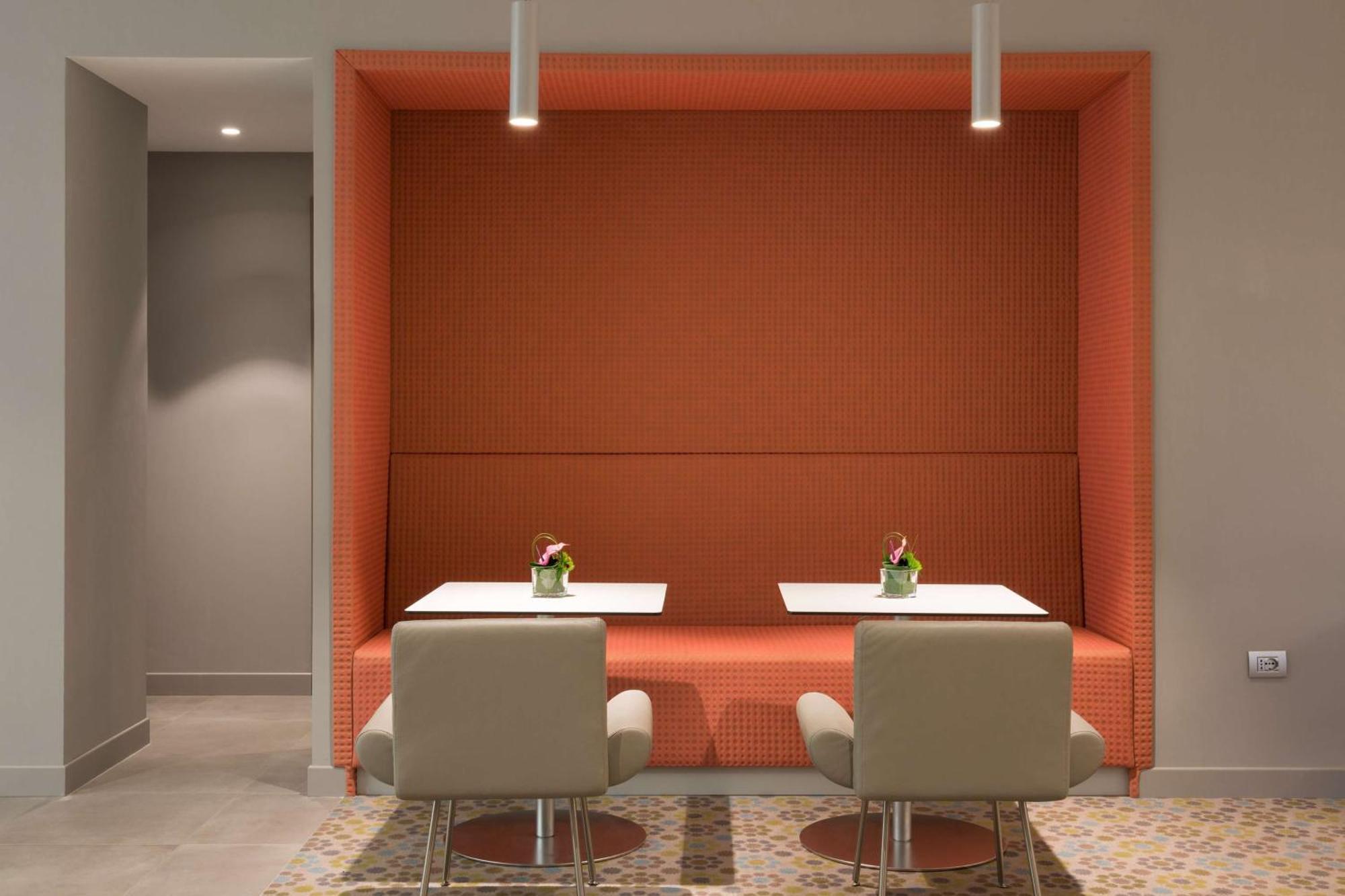 Hotel Hampton By Hilton East Rome