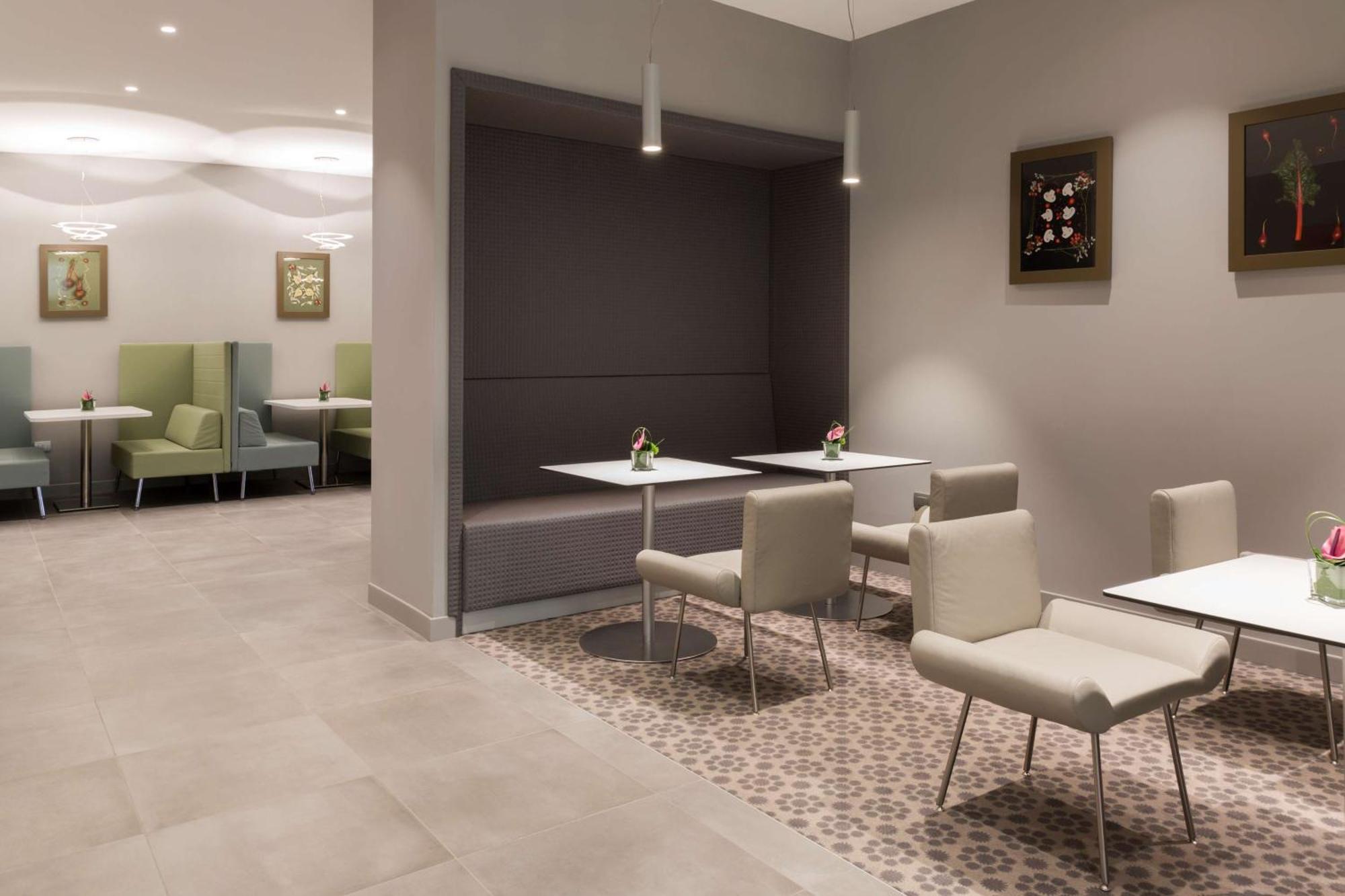 Hampton By Hilton East Rome