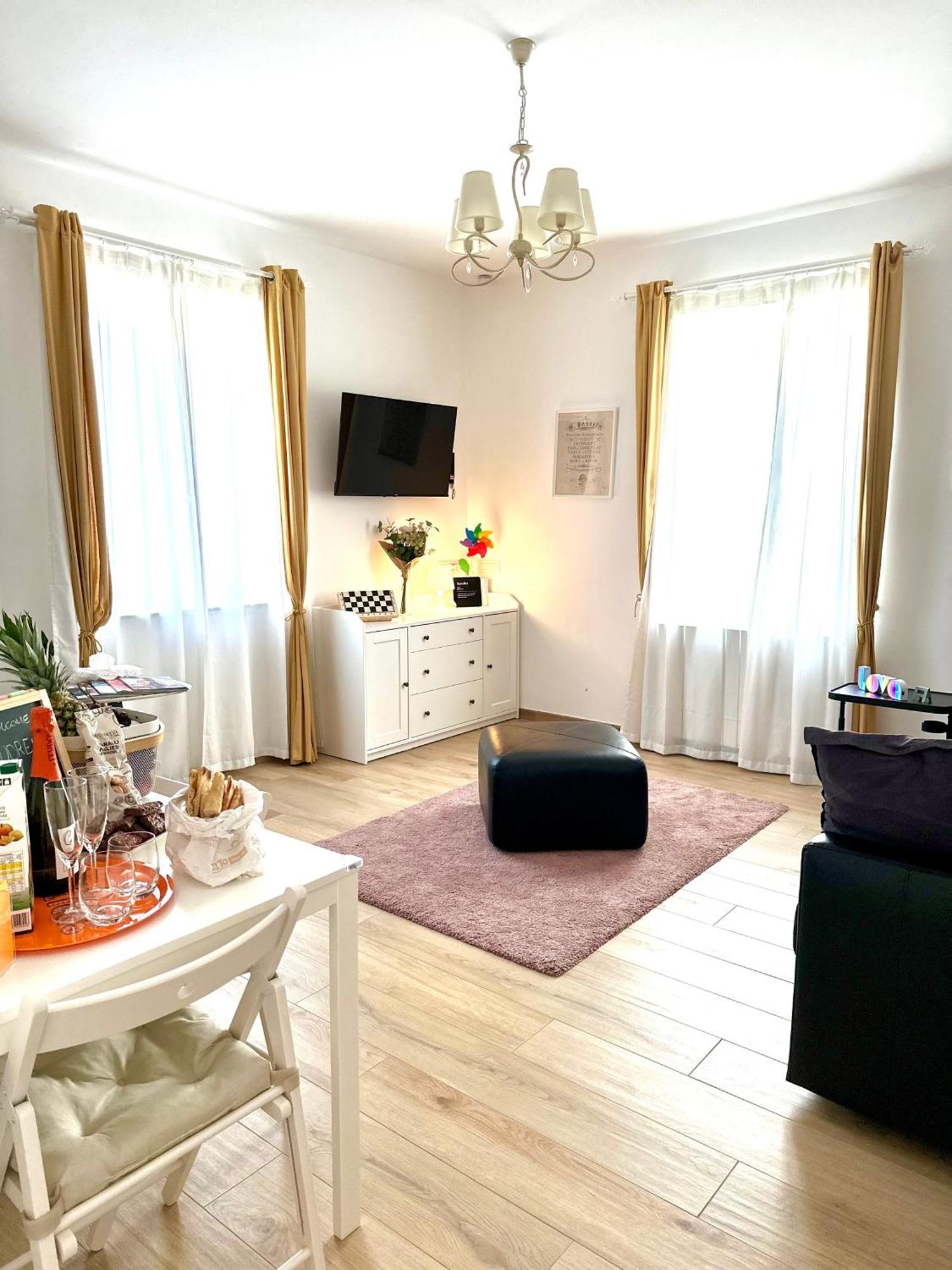 Gemelli-san Pietro-trastevere-casa Con Posto Auto Appartement Rome