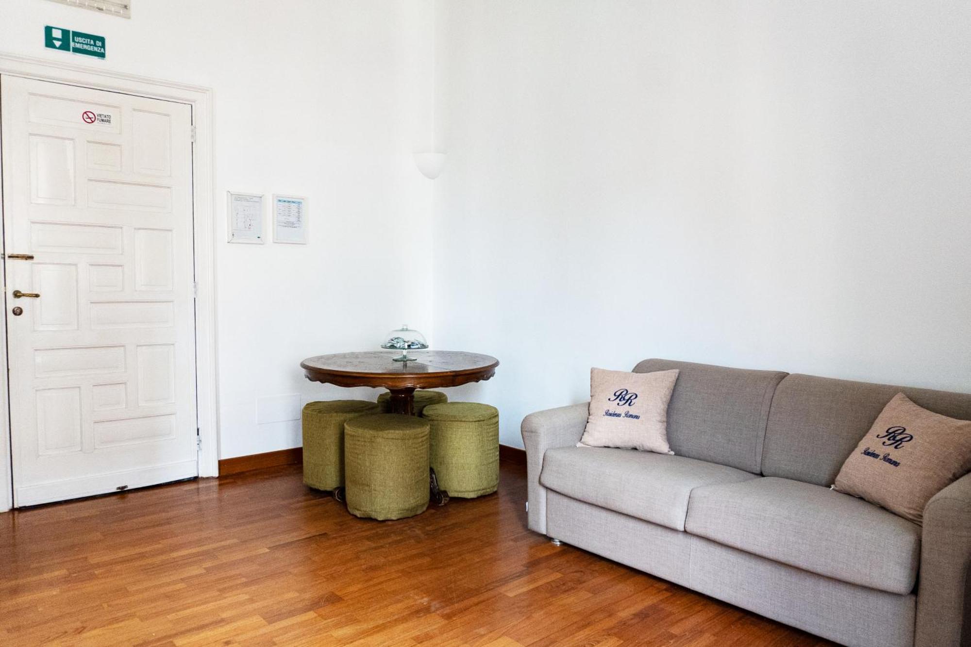 Residenza Romana Bed & Breakfast 3*
