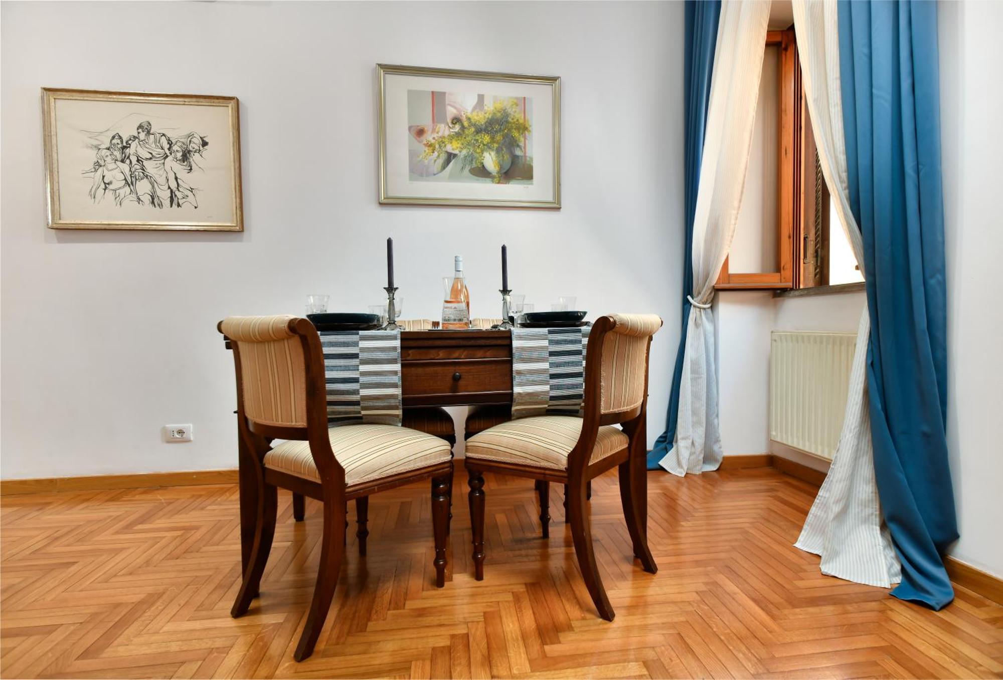 Trevi Charme Apartment Rome