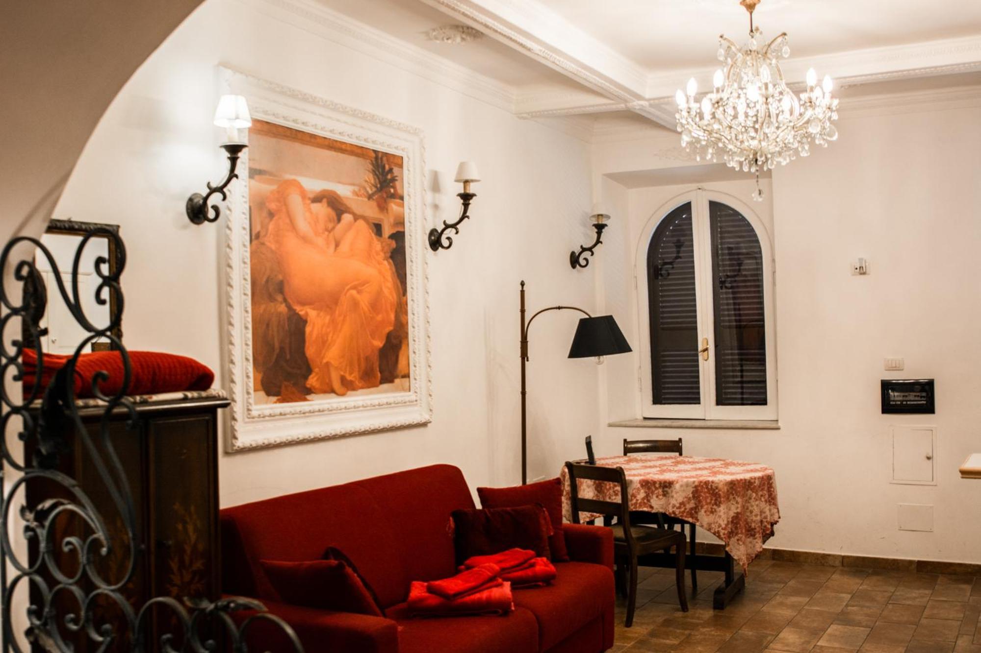Grove House Apartment *