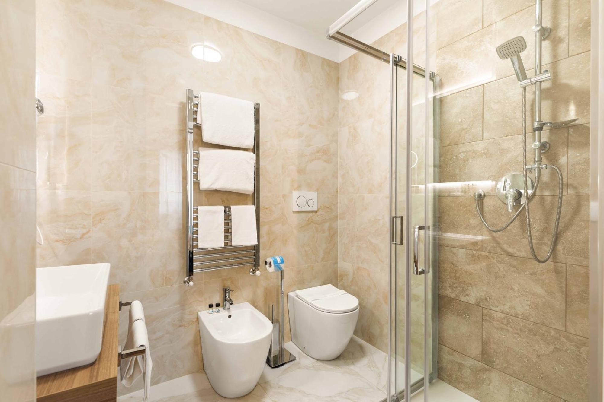 Albadea Deluxe Rome