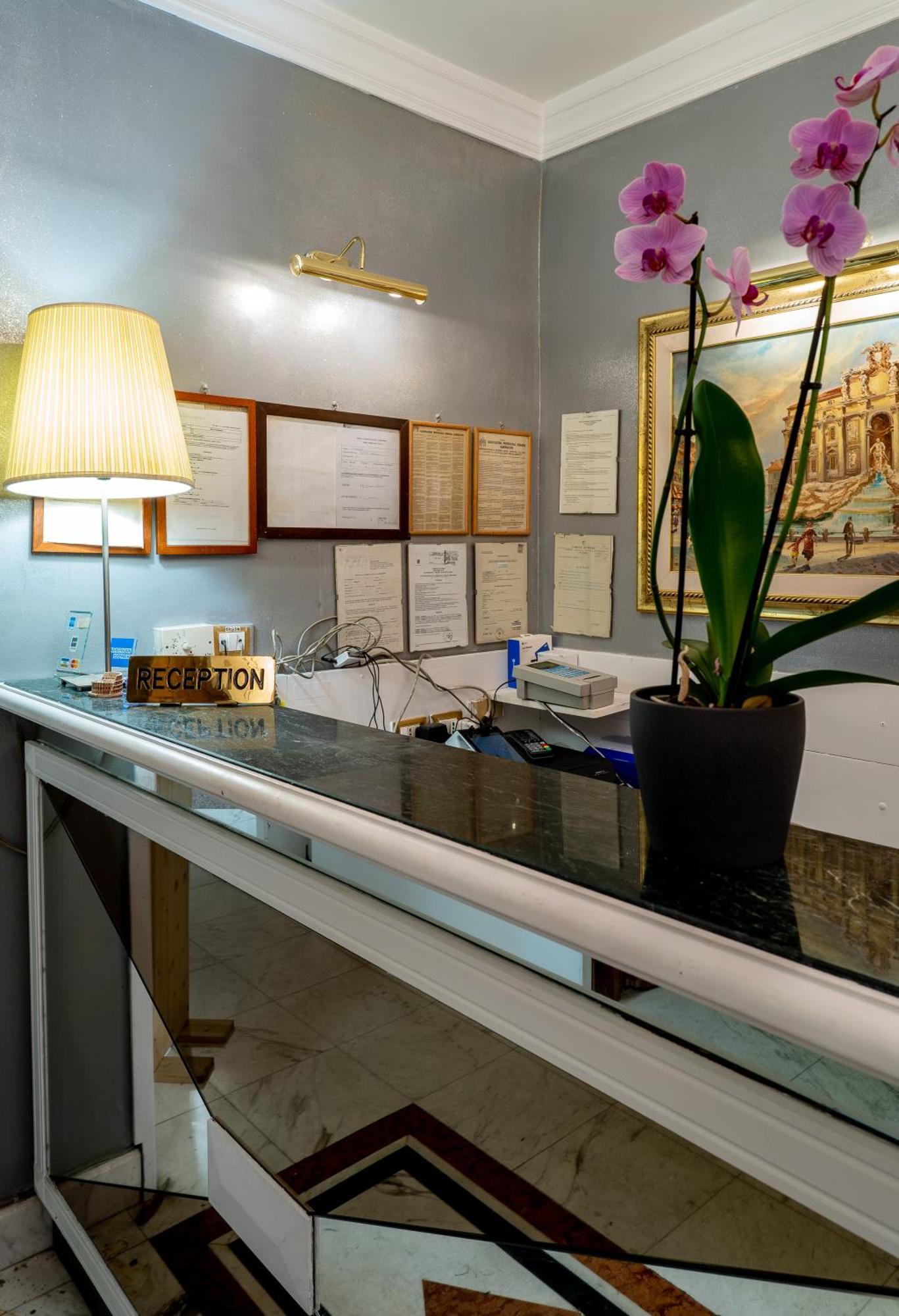 Gabriella Hotel 3*