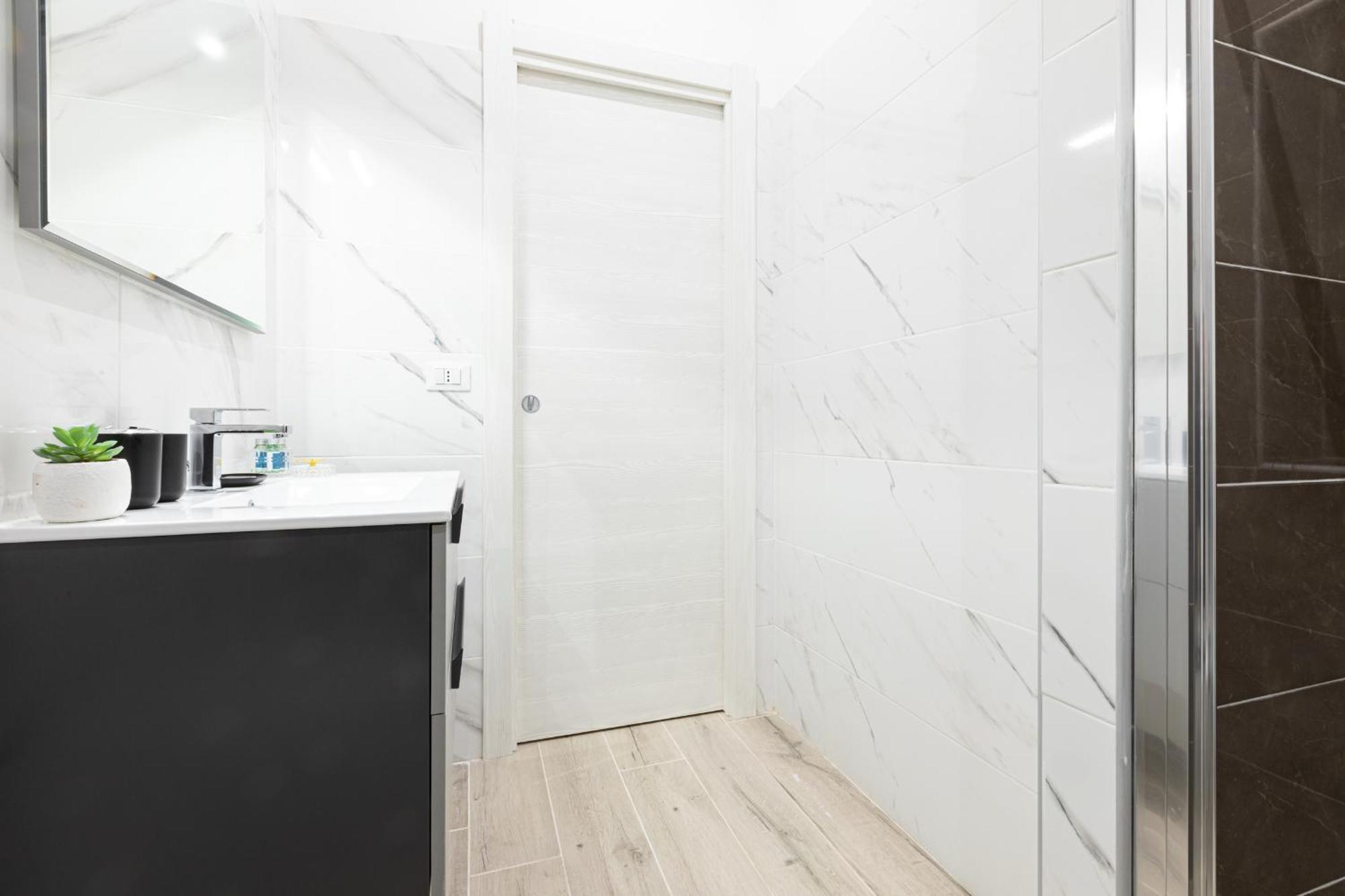 Trastevere Exclusive Three Bedroom - Collection *