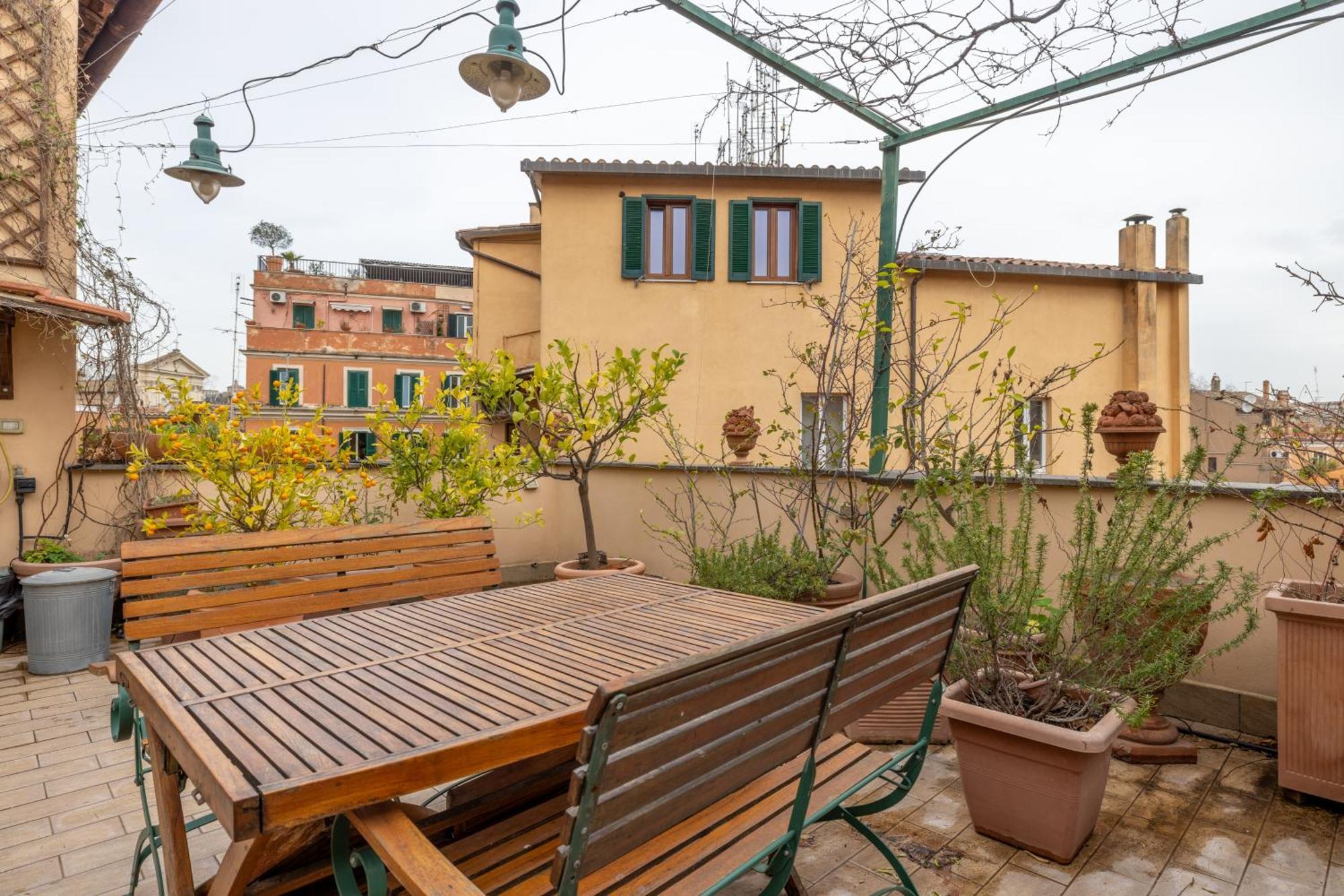 Maison Pelliccia Terrace Rome