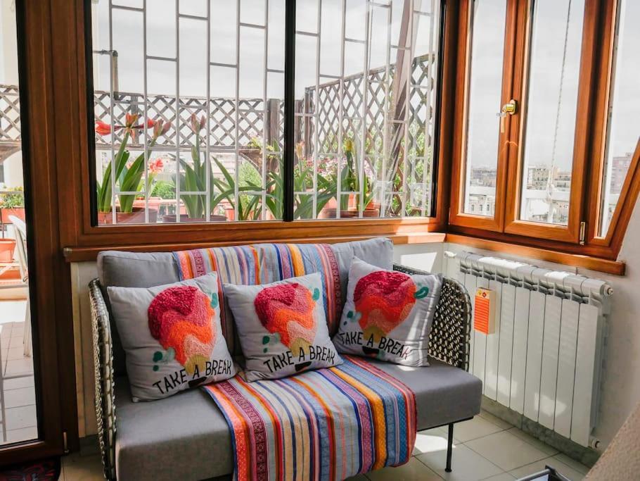 Apartment Chic And Spacious Penthouse Rome