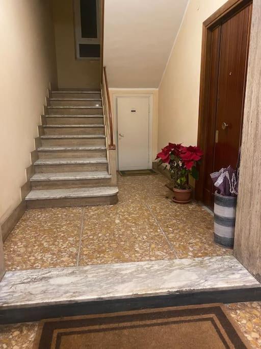 Appartamento Vatican Paradise Pisana 43 *