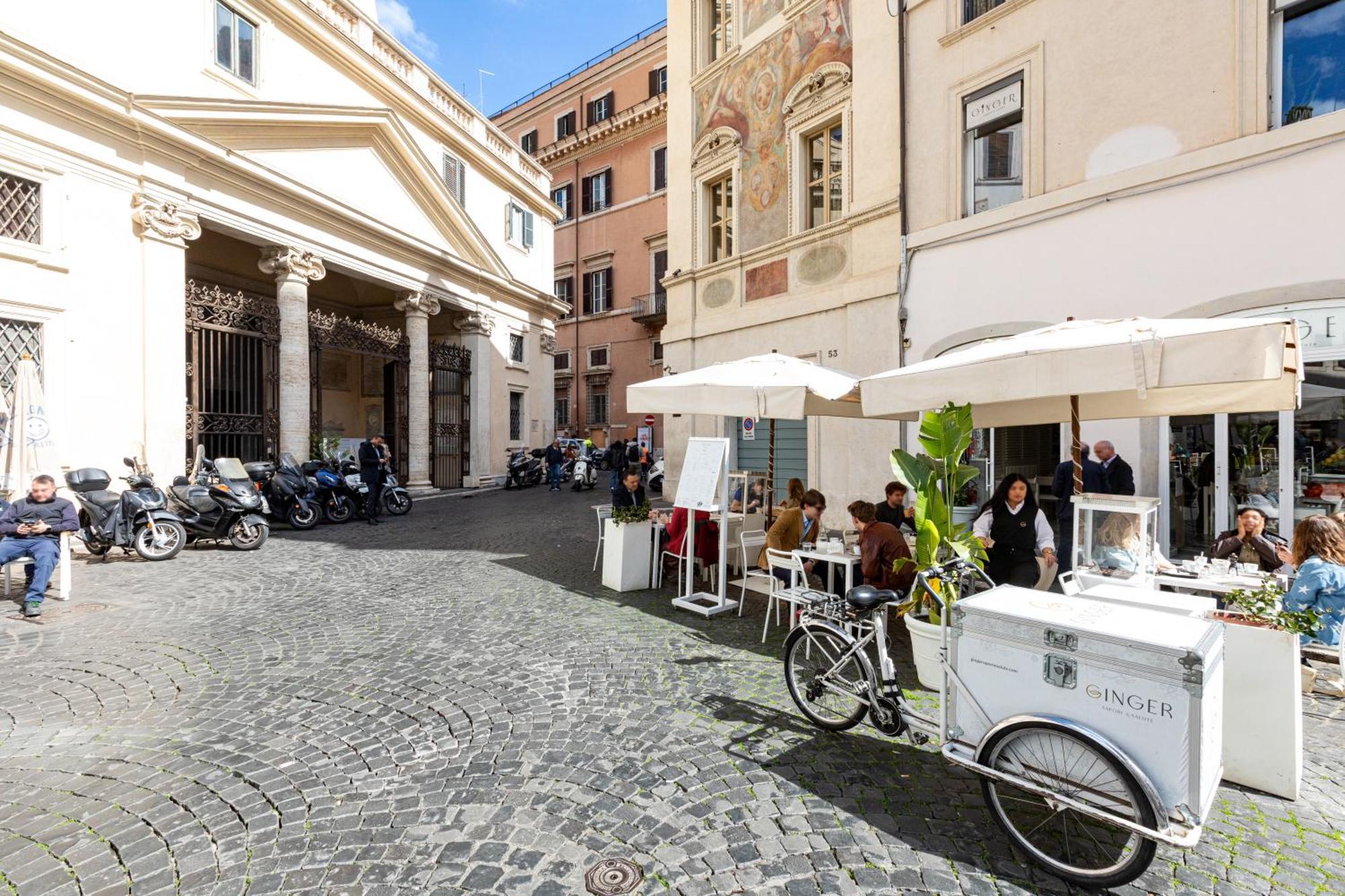 Appartement Con Terrazzino Al Pantheon *