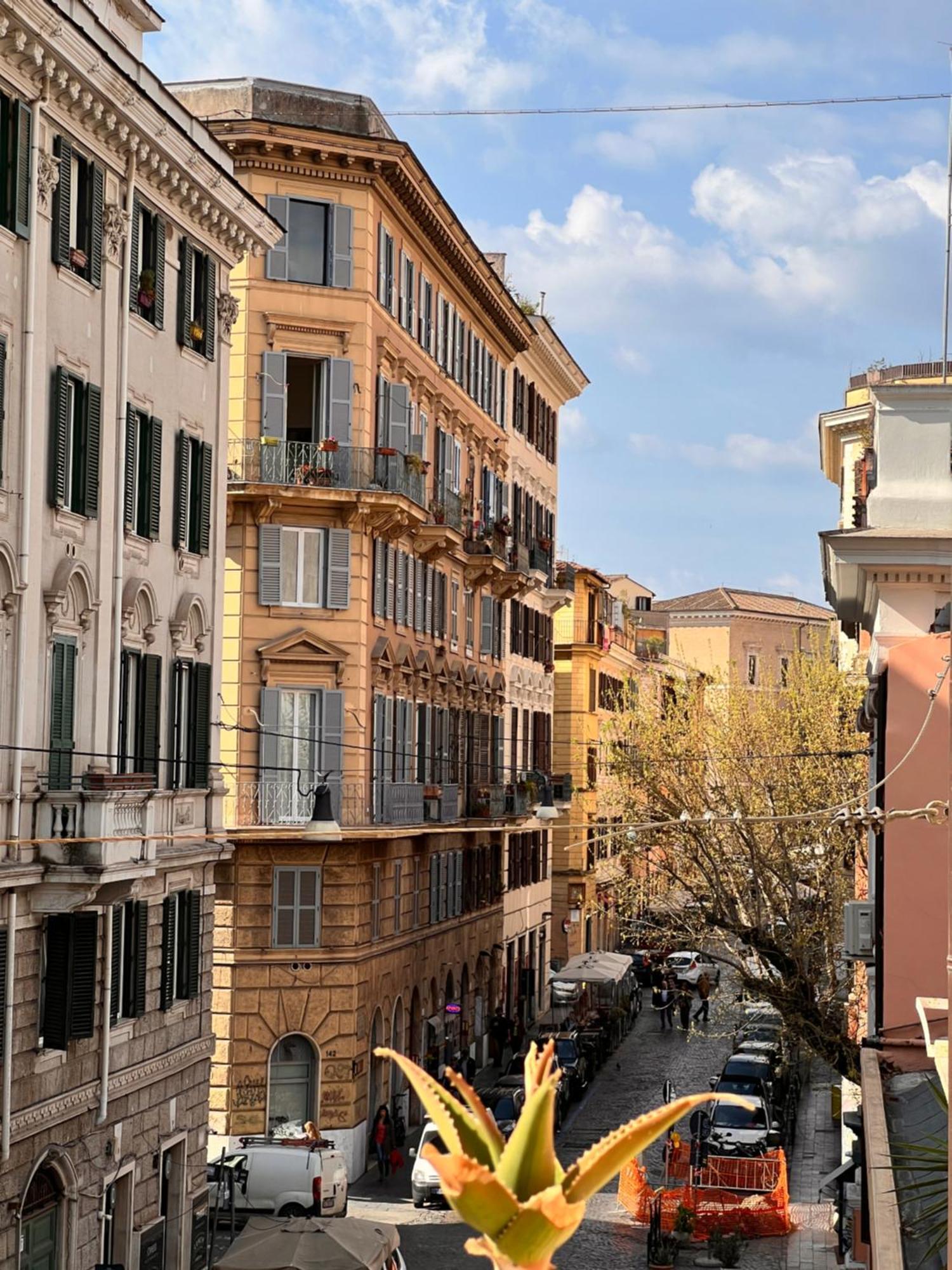 Trastevere Luxury Apartment