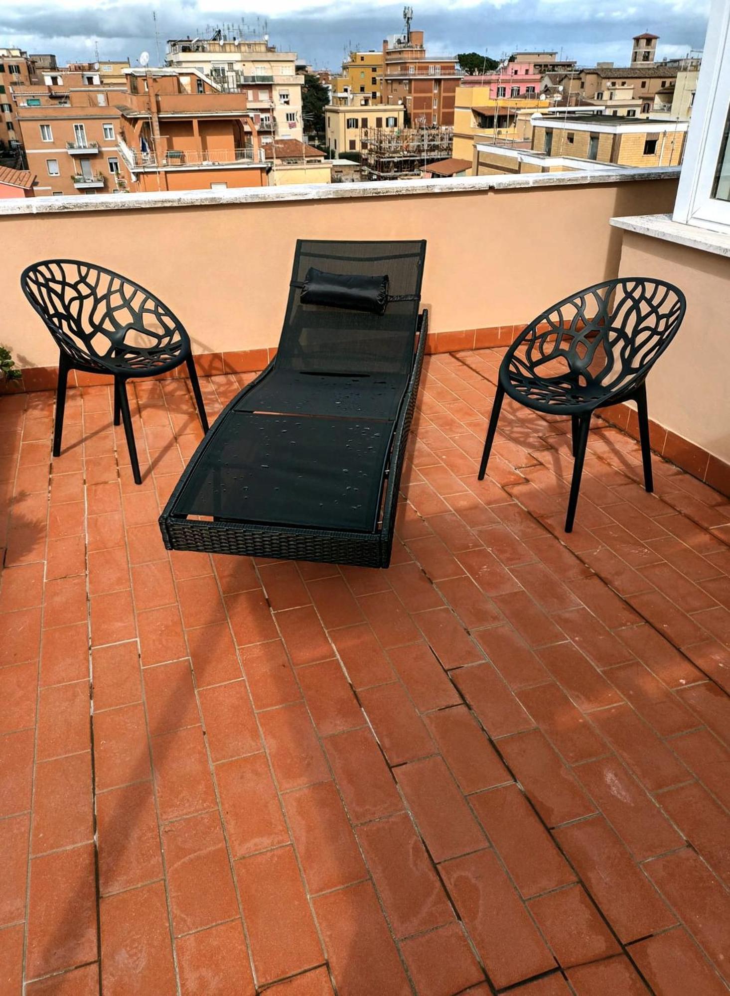 Appartement Casetta Sole, Superattico Con Terrazzo Vicino San Pietro, New