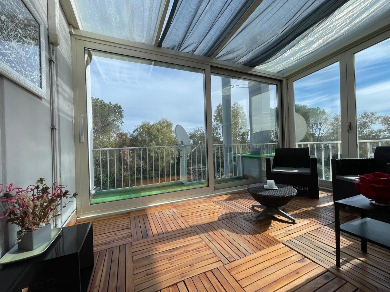 Apartment In Naomi