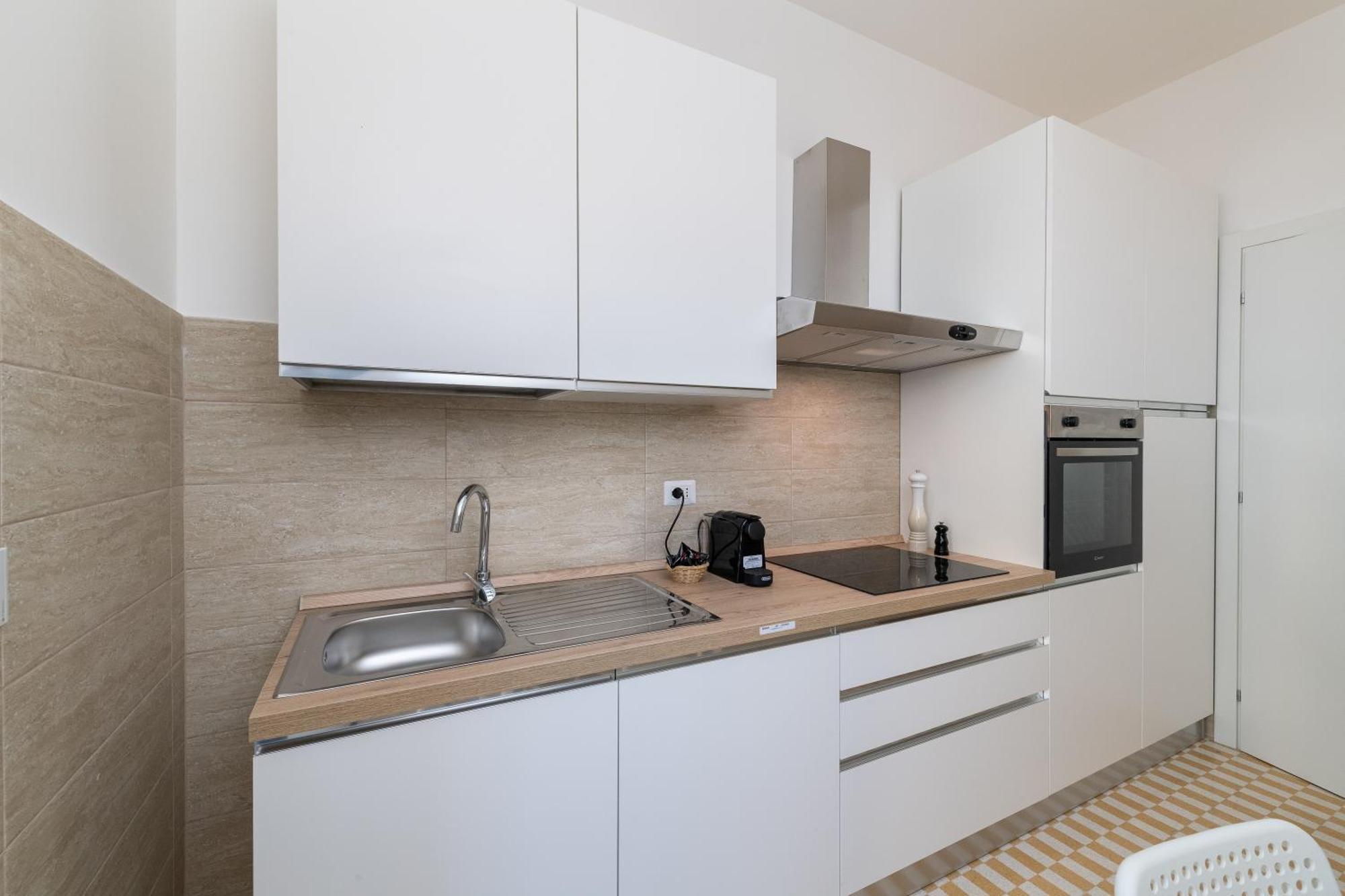 Luxury And Sweet Home-metro Malatesta