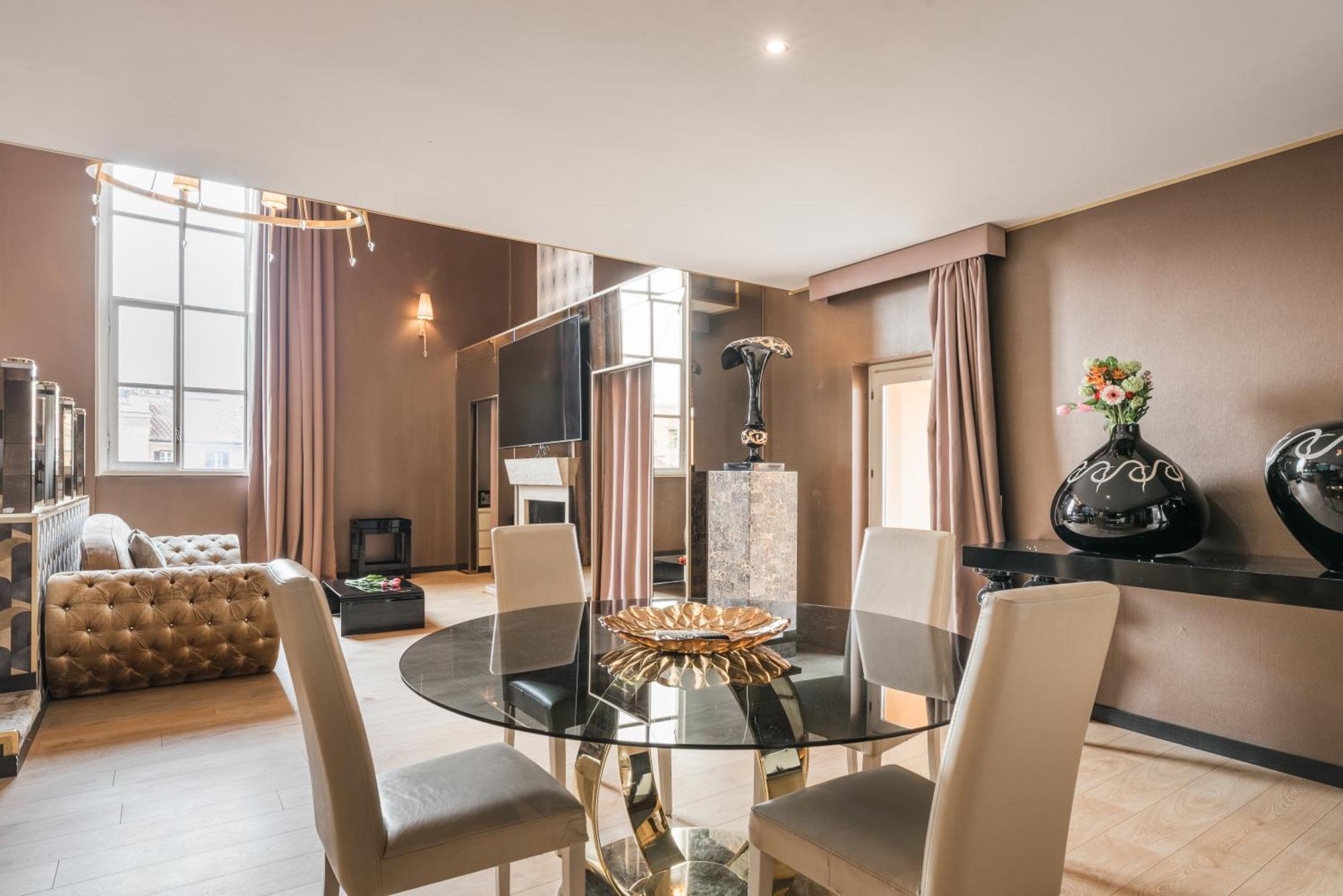 Penthouse - Private Rome