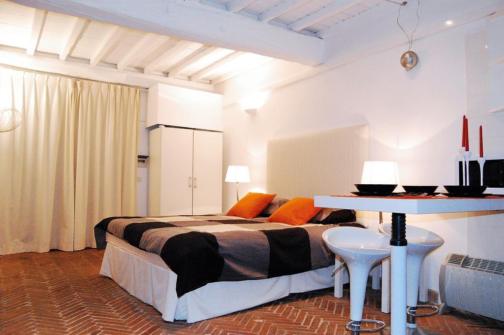 Bernini Apartment