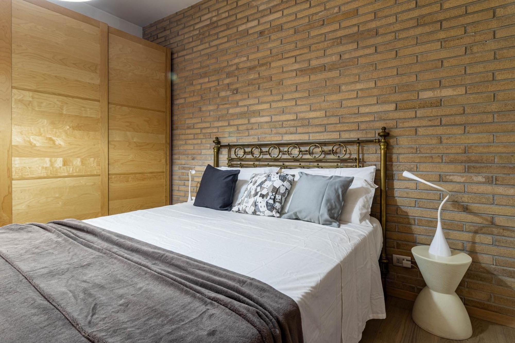 Centro * * * * *- S.croce In Gerusalemme Loft Apartment *