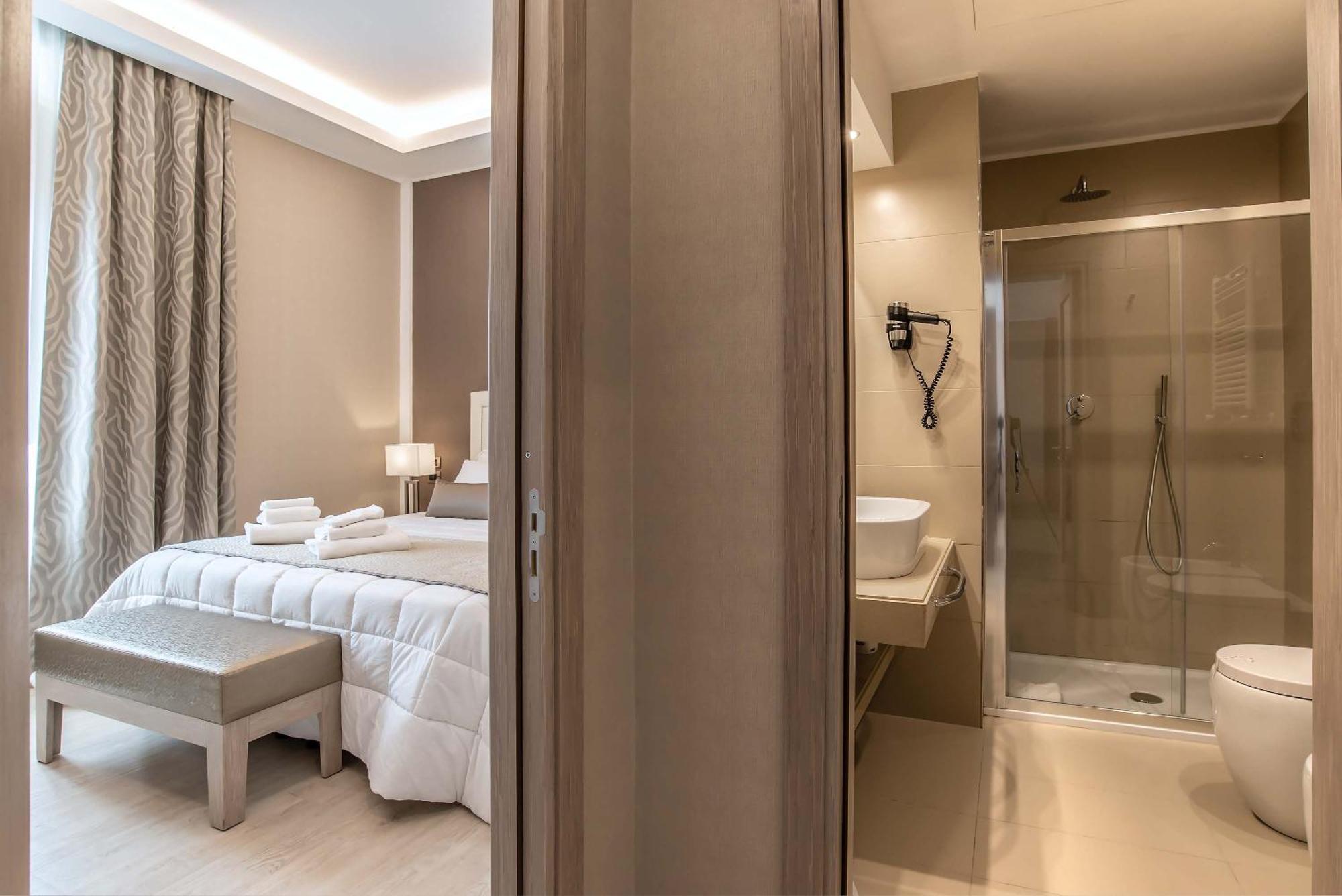 Hotel Genova 4*