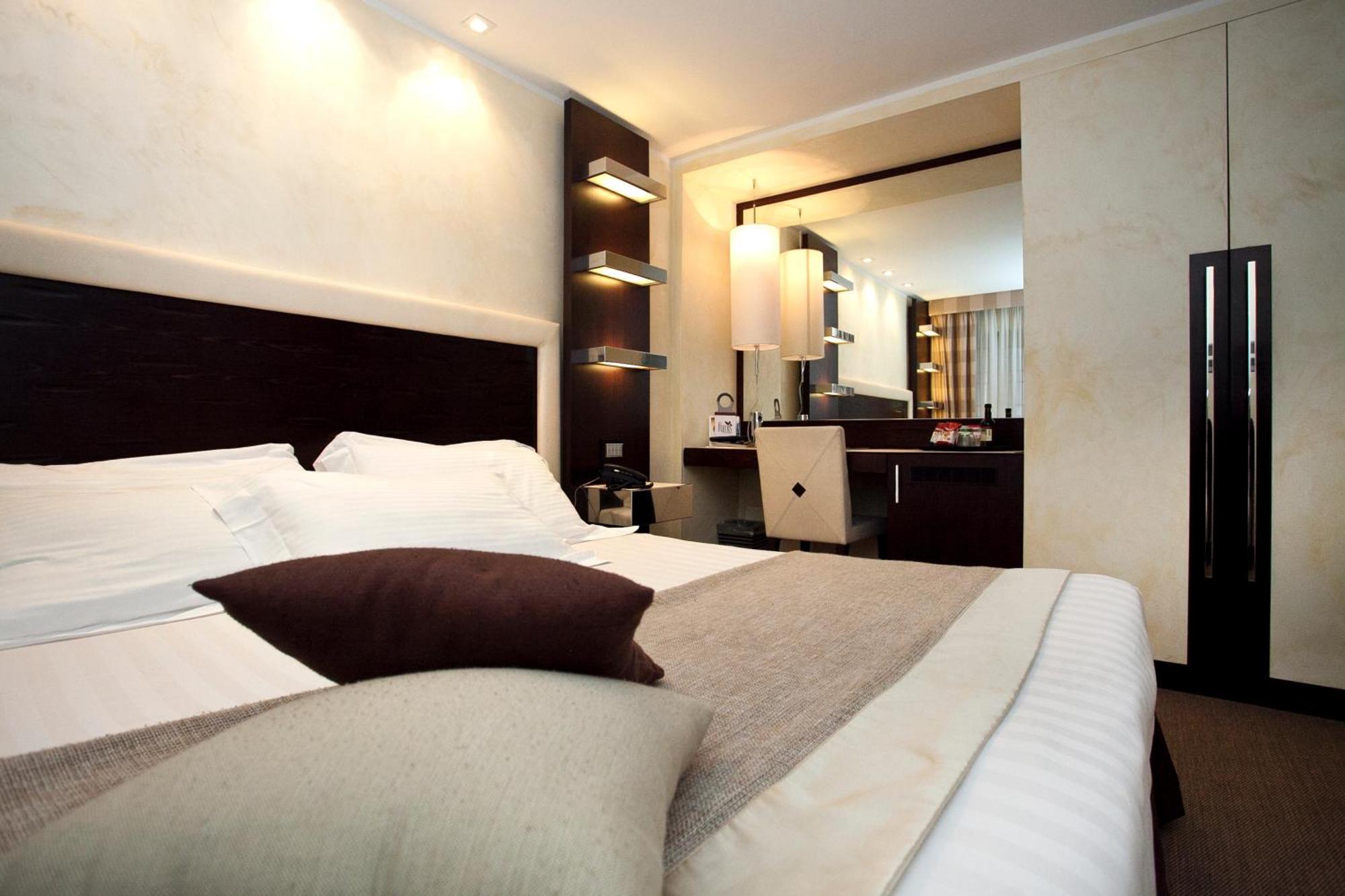 Guest house Les Fleurs Luxury House