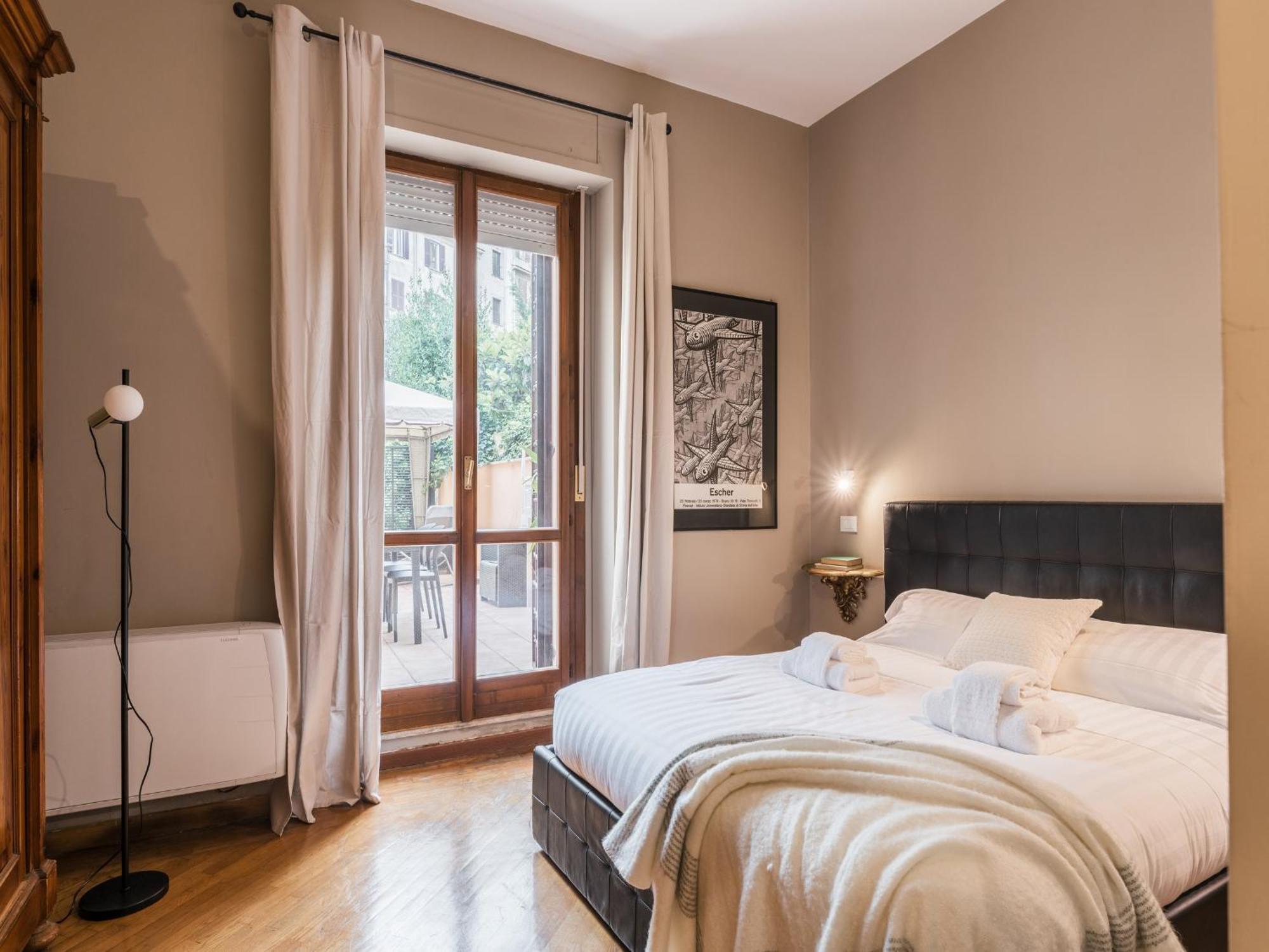 Apartment The Rent - Charming Flat Near Colosseo *