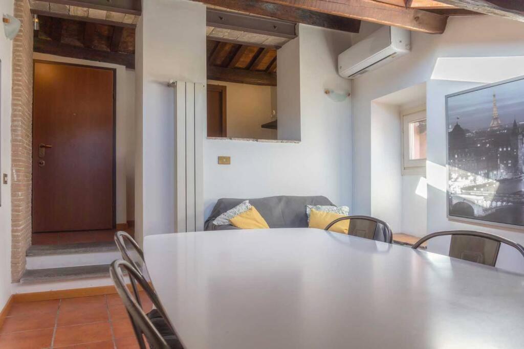 Appartamento Domus Tempio Deluxe, Centro Roma