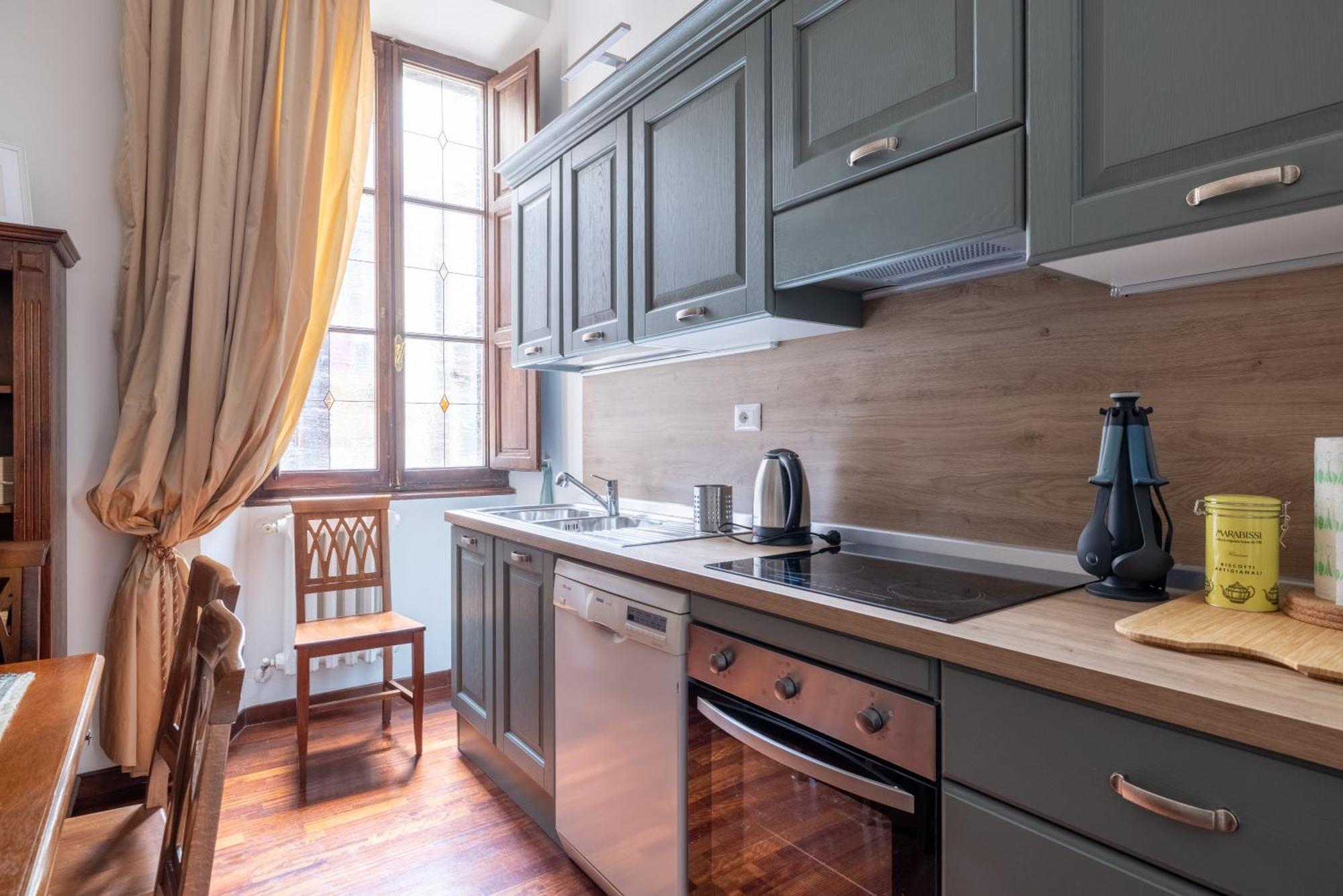 Luxury In The Heart Of - Near Metro A And B