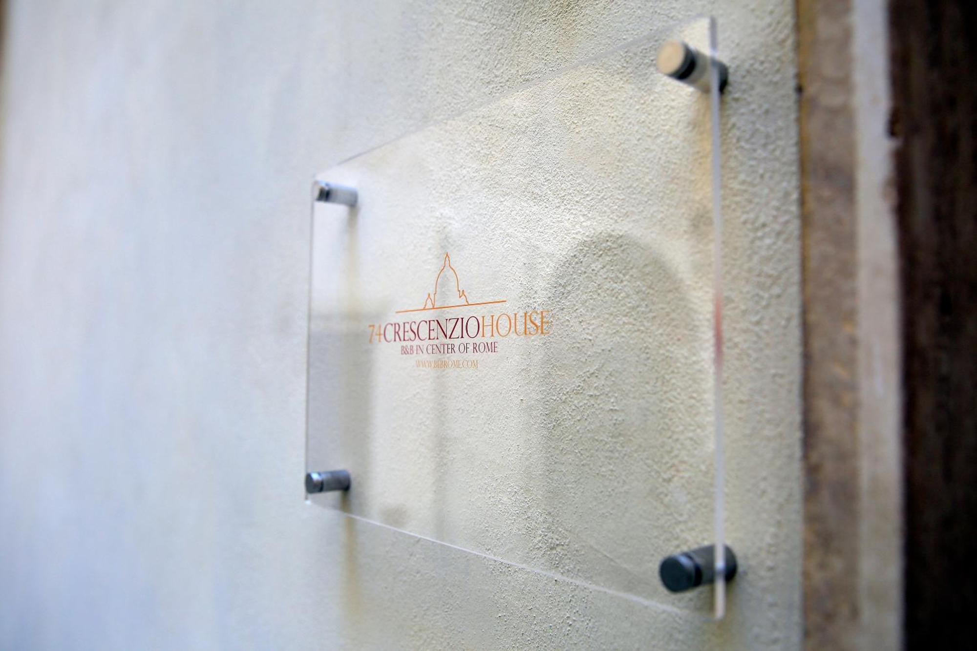 74 Crescenzio House * Rome