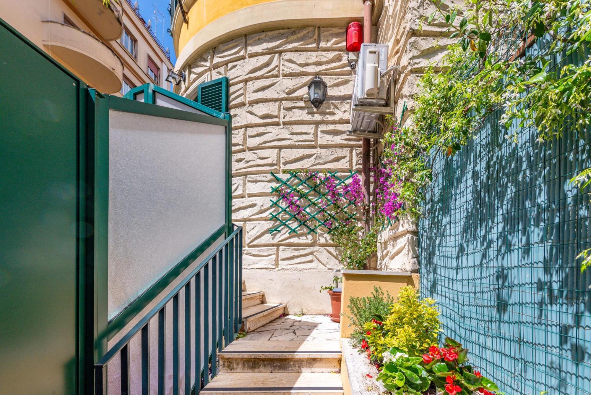 Guest house Andenis Tiber House
