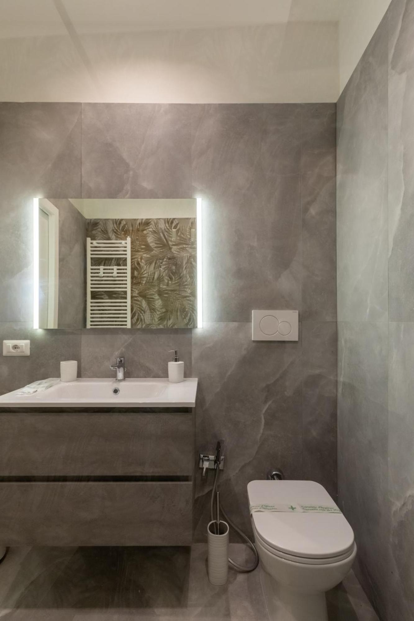 Chilling' Piazza Di Spagna Appartement Rome