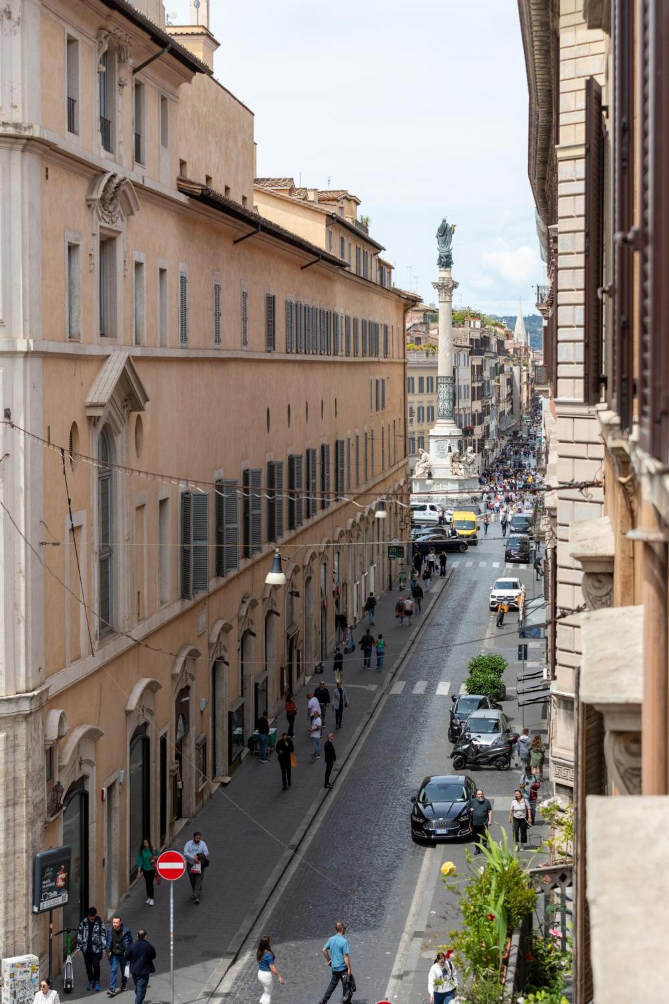 Chilling' Piazza Di Spagna Appartement *
