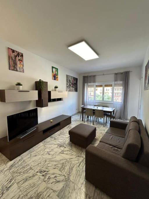 Appartement Prella House 50 Mt Da Metro B Jonio *