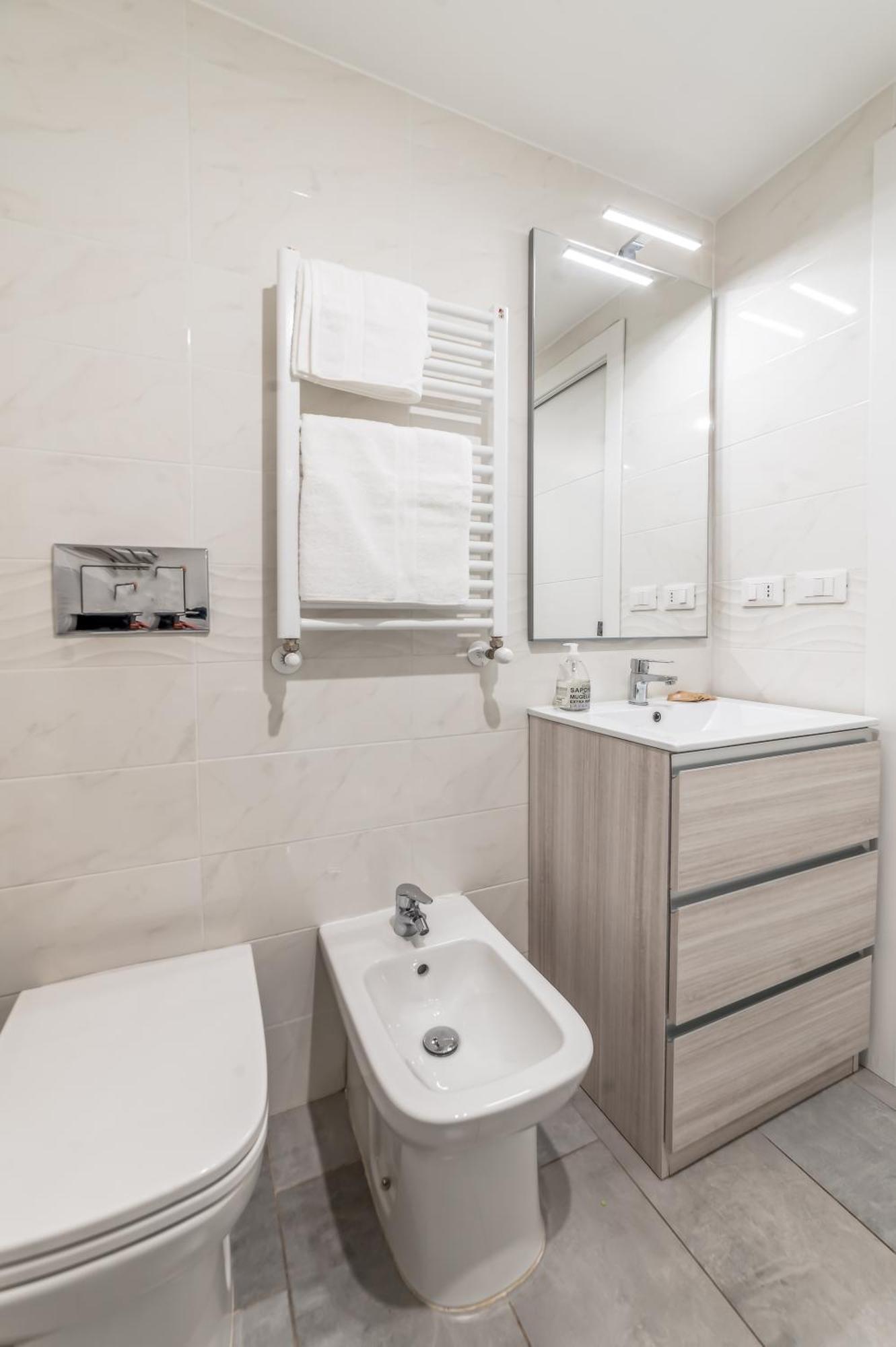 Stylish And Close To Metro Rome