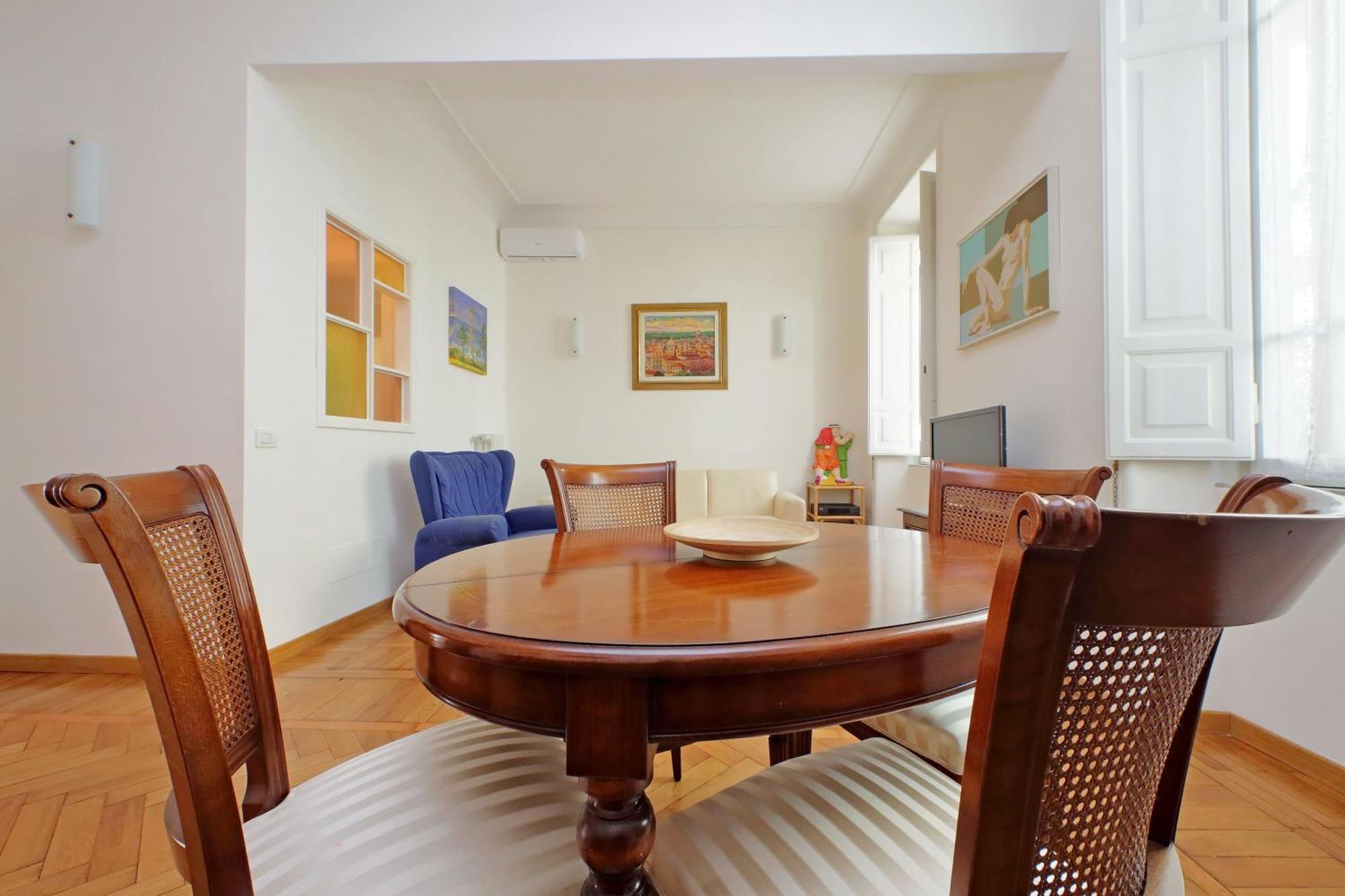 At The Vatican Ottaviano 2 Bedrooms 2 Baths Apartment *