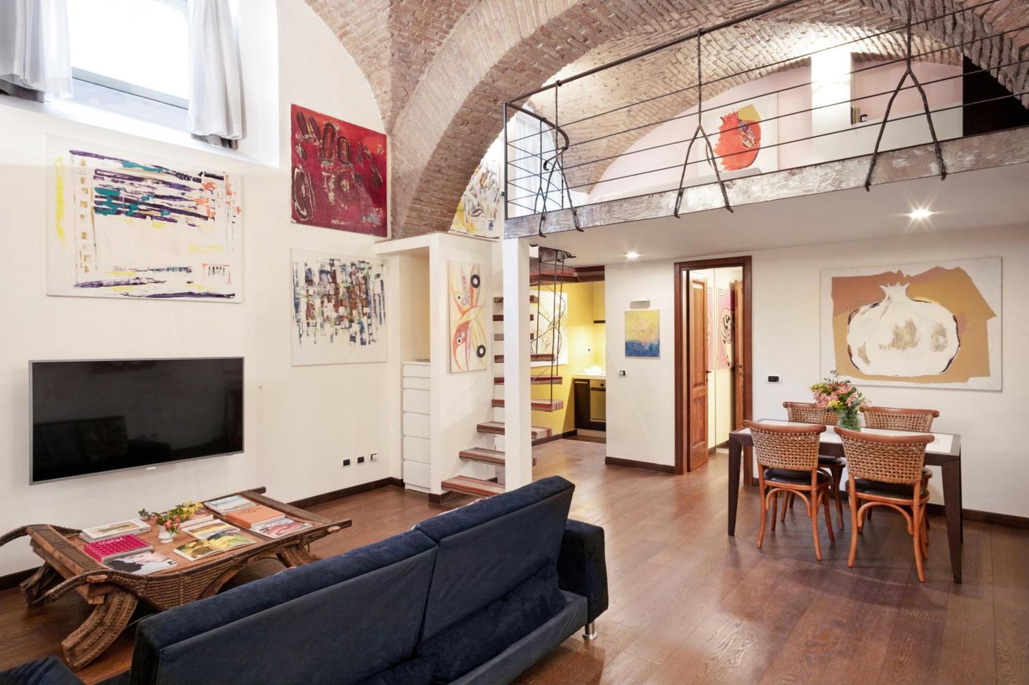 Trasteverehome - Artists Loft With Private Parking In Trastevere Holiday home