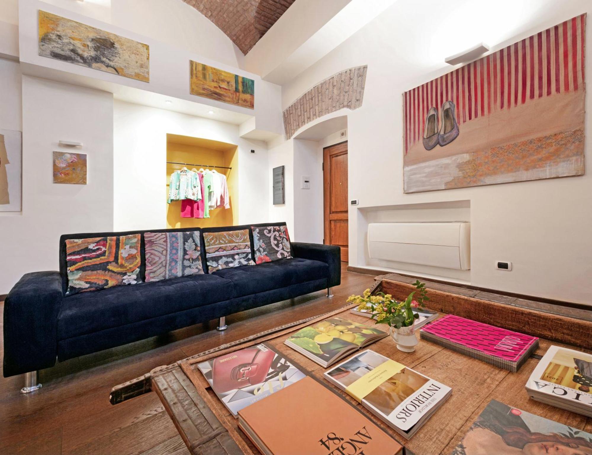 Trasteverehome - Artists Loft With Private Parking In Trastevere Holiday home Rome